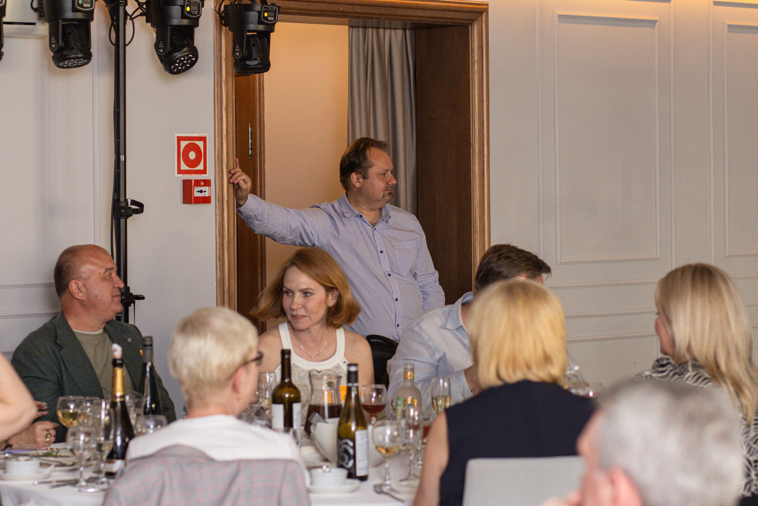 Встреча выпускников. Стоматологи СПб. Семейный фотограф в Вышнем Волочке — Ульяна Иванова | Фотосессии для всей семьи