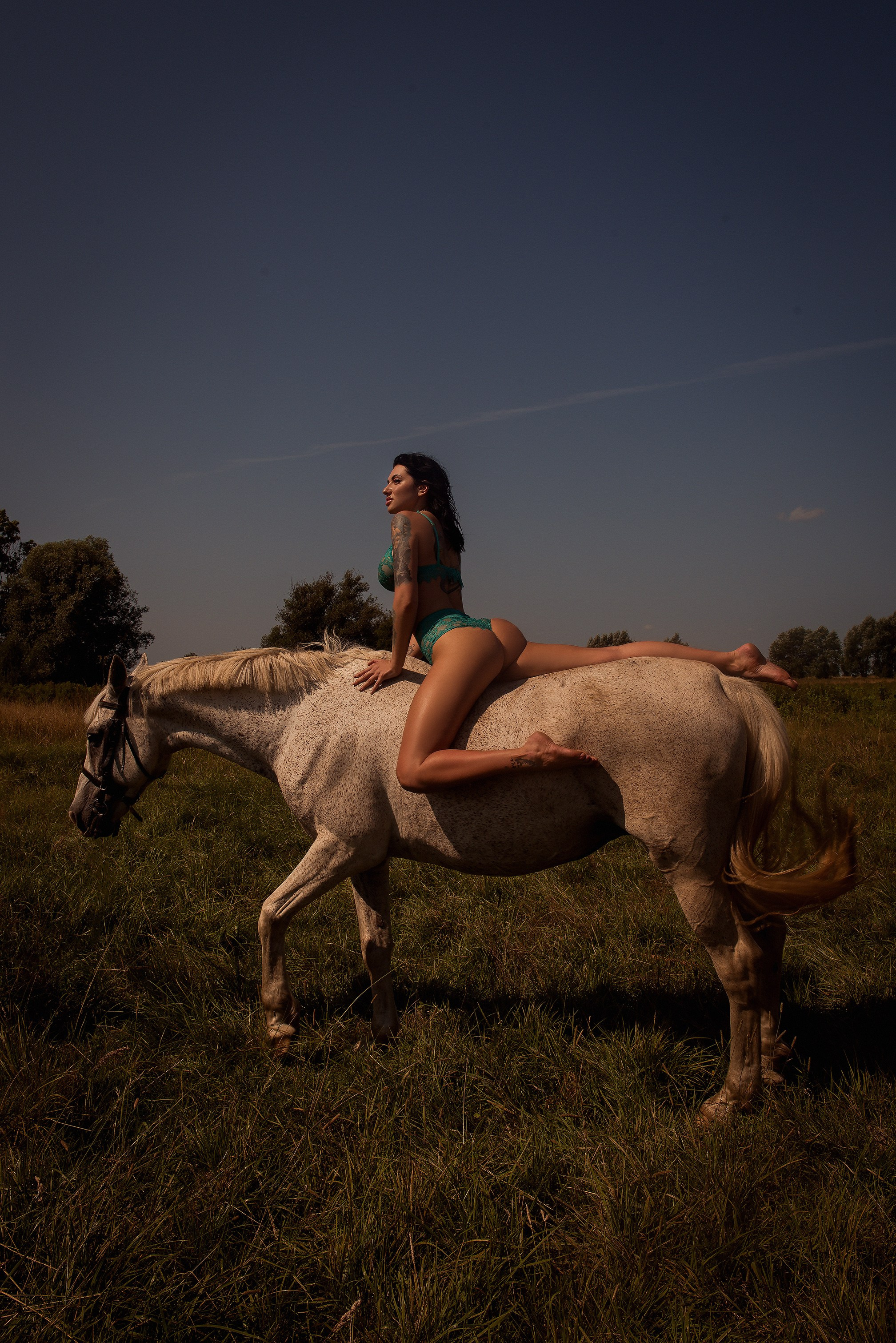 Женская уличная фотосъемка. Главная