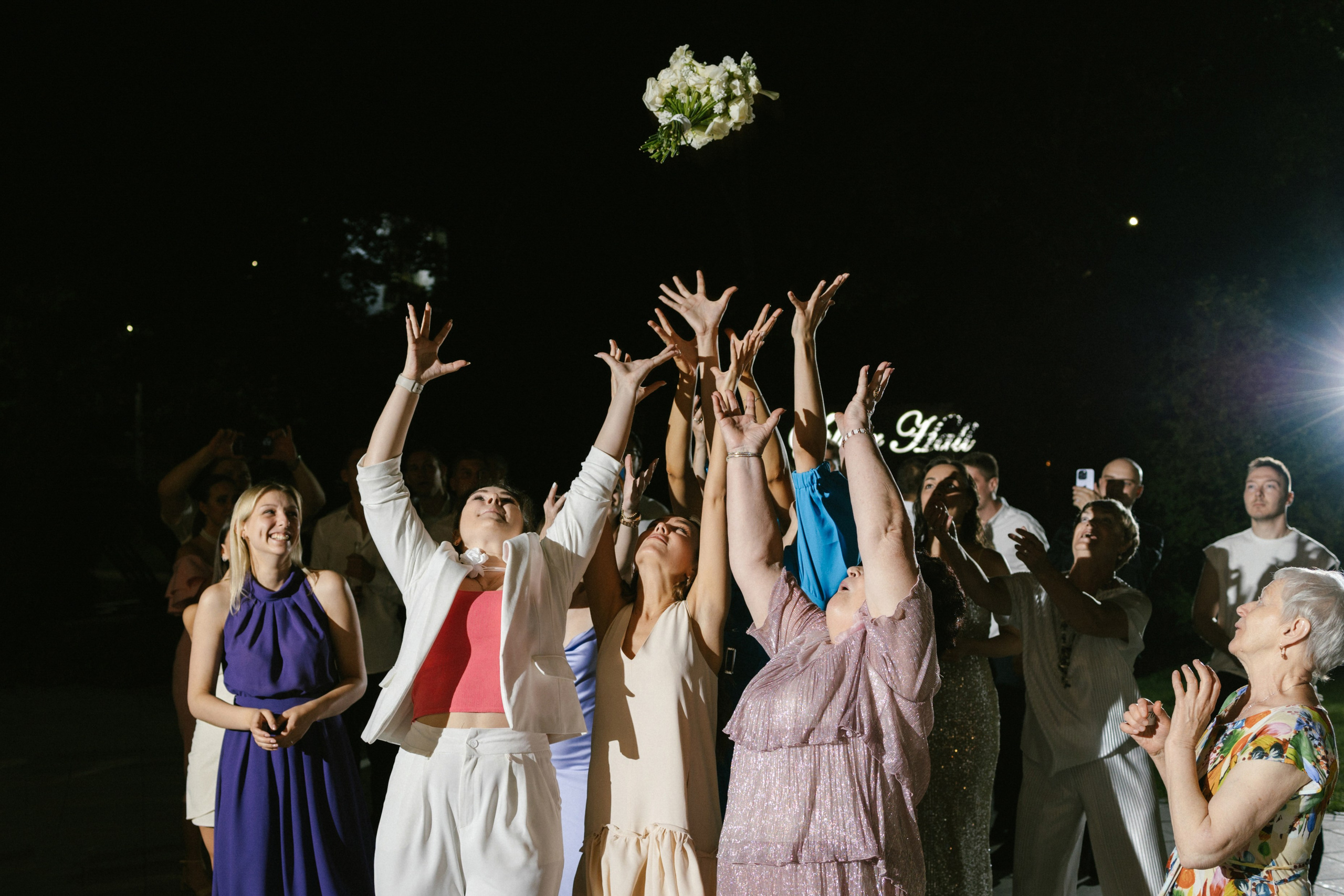 Вика и Ваня. Эстетичный свадебный репортаж в любом городе страны