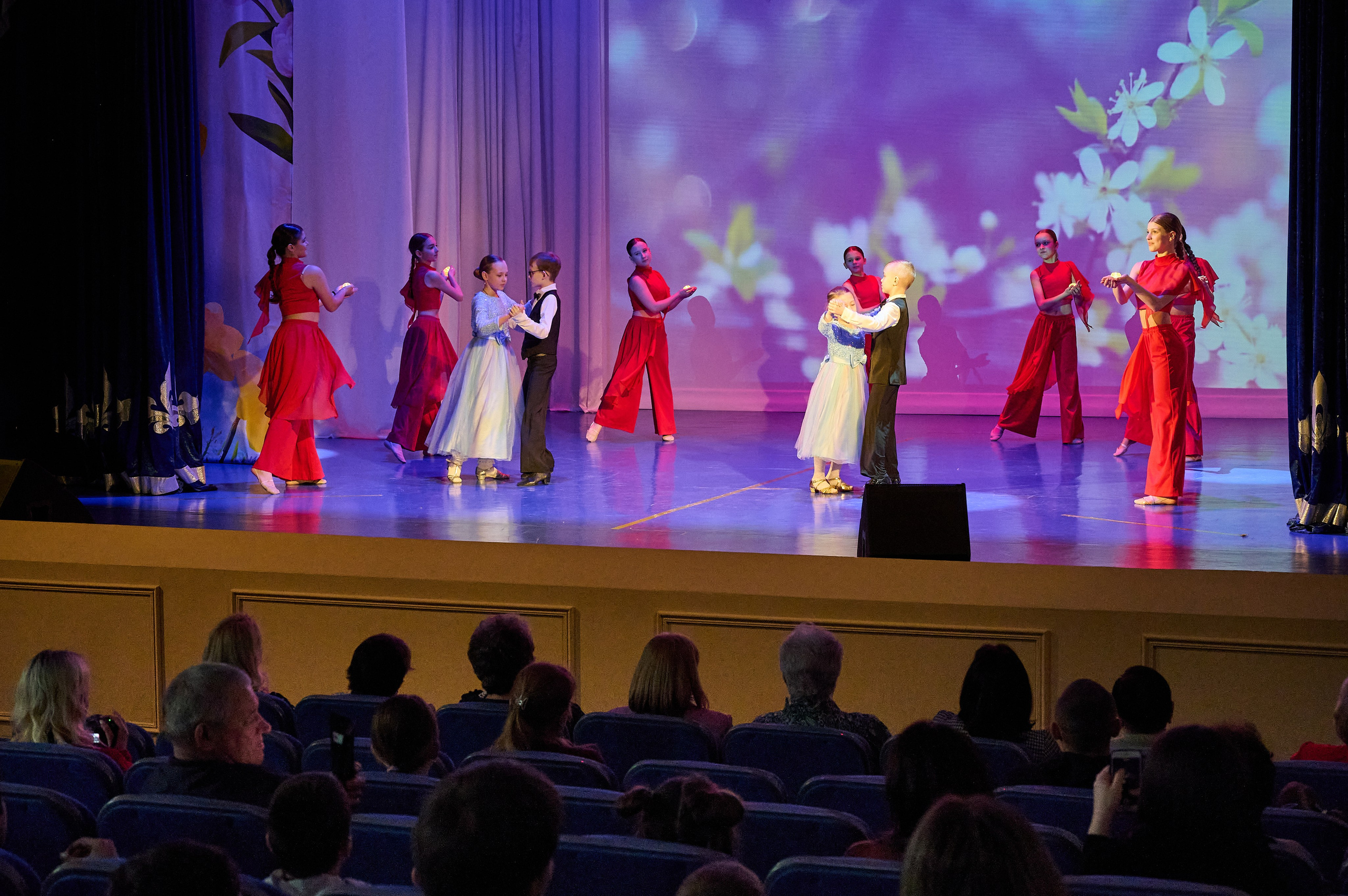 8 марта в Марьиной роще. Жизнь курорта Кабардинка в фотографиях