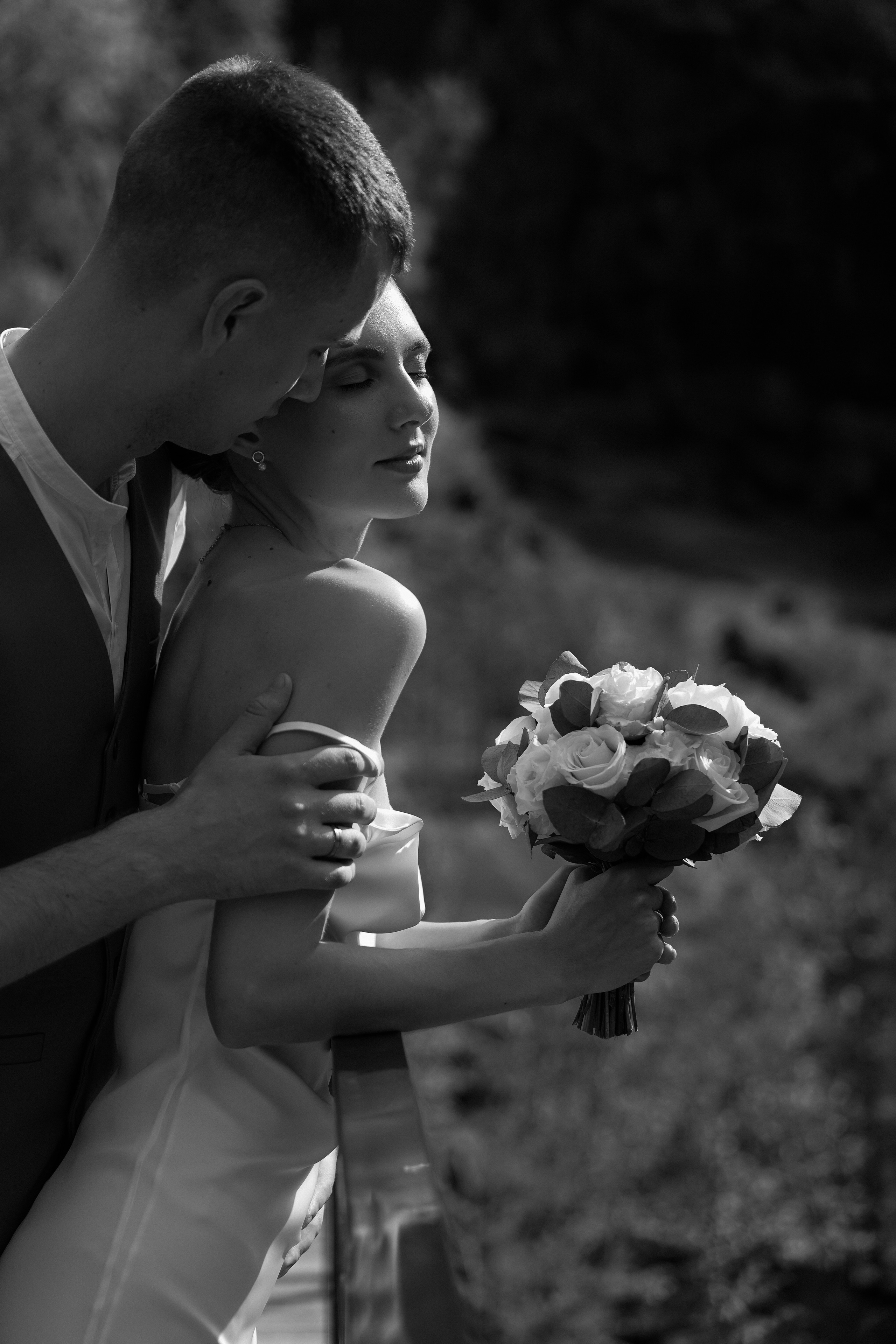 Дело было в полдень. VISUAL ARTIST · KRONGAUZ ANASTASIA