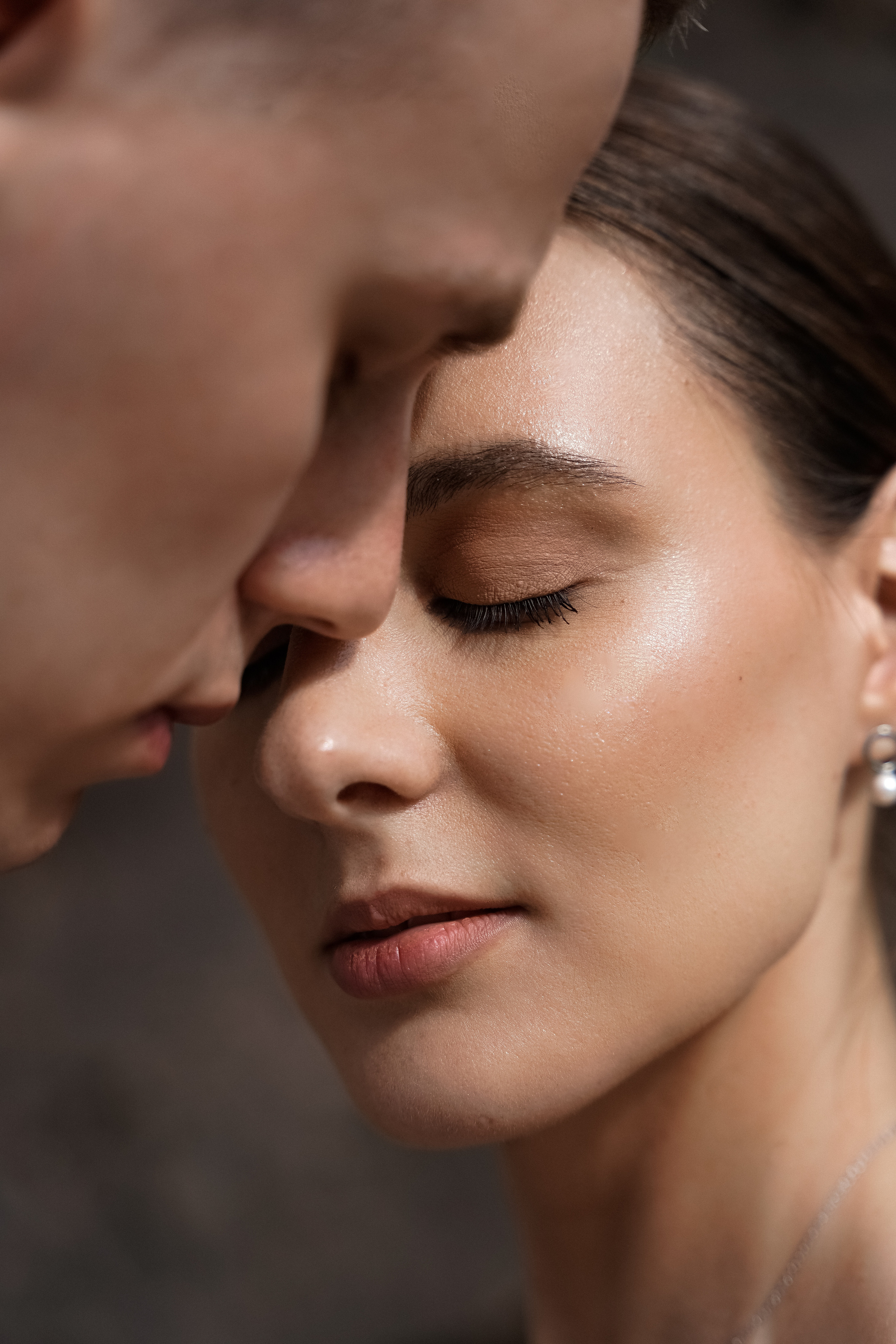 Дело было в полдень. VISUAL ARTIST · KRONGAUZ ANASTASIA