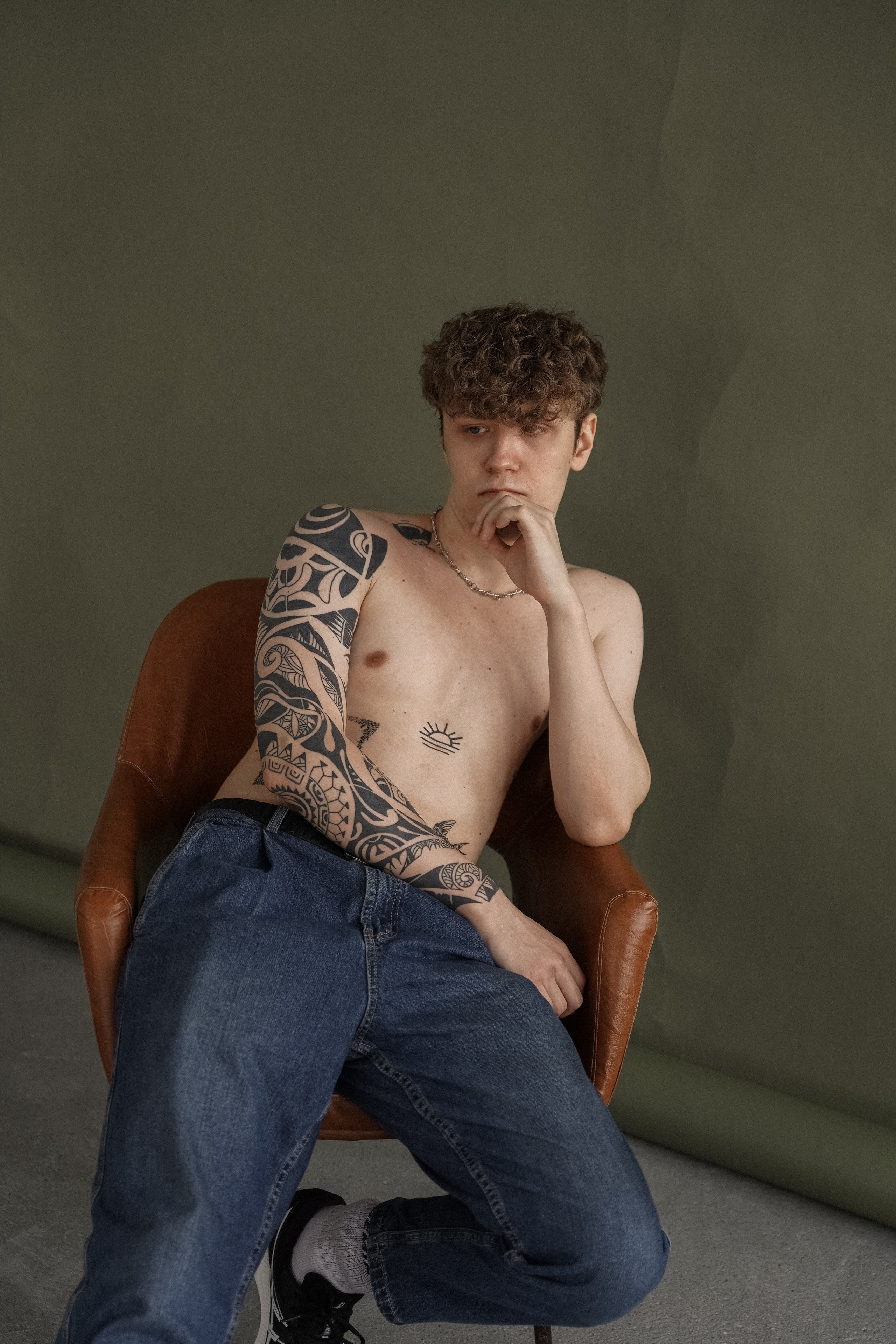 Тату-салон. VISUAL ARTIST · KRONGAUZ ANASTASIA