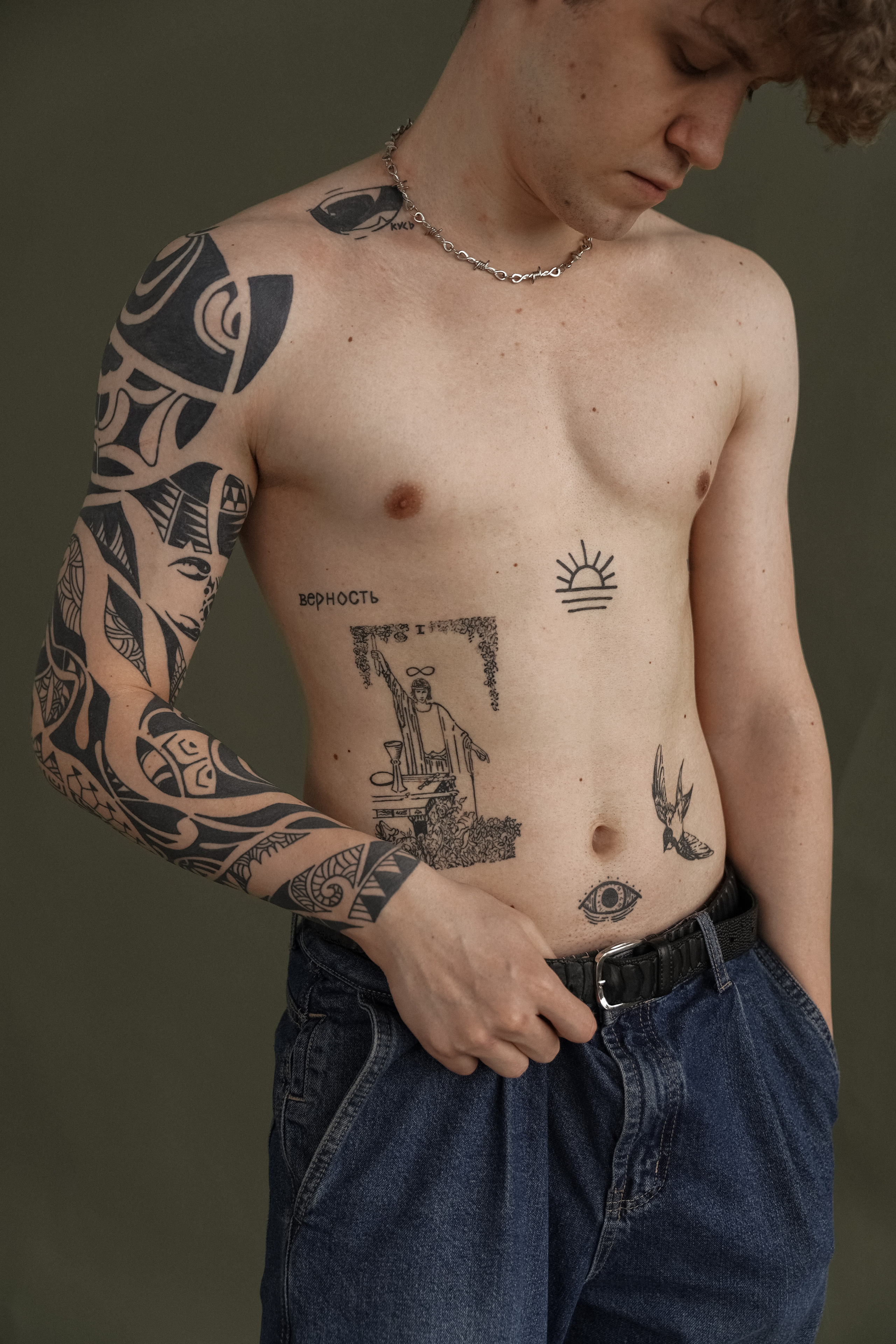 Тату-салон. VISUAL ARTIST · KRONGAUZ ANASTASIA