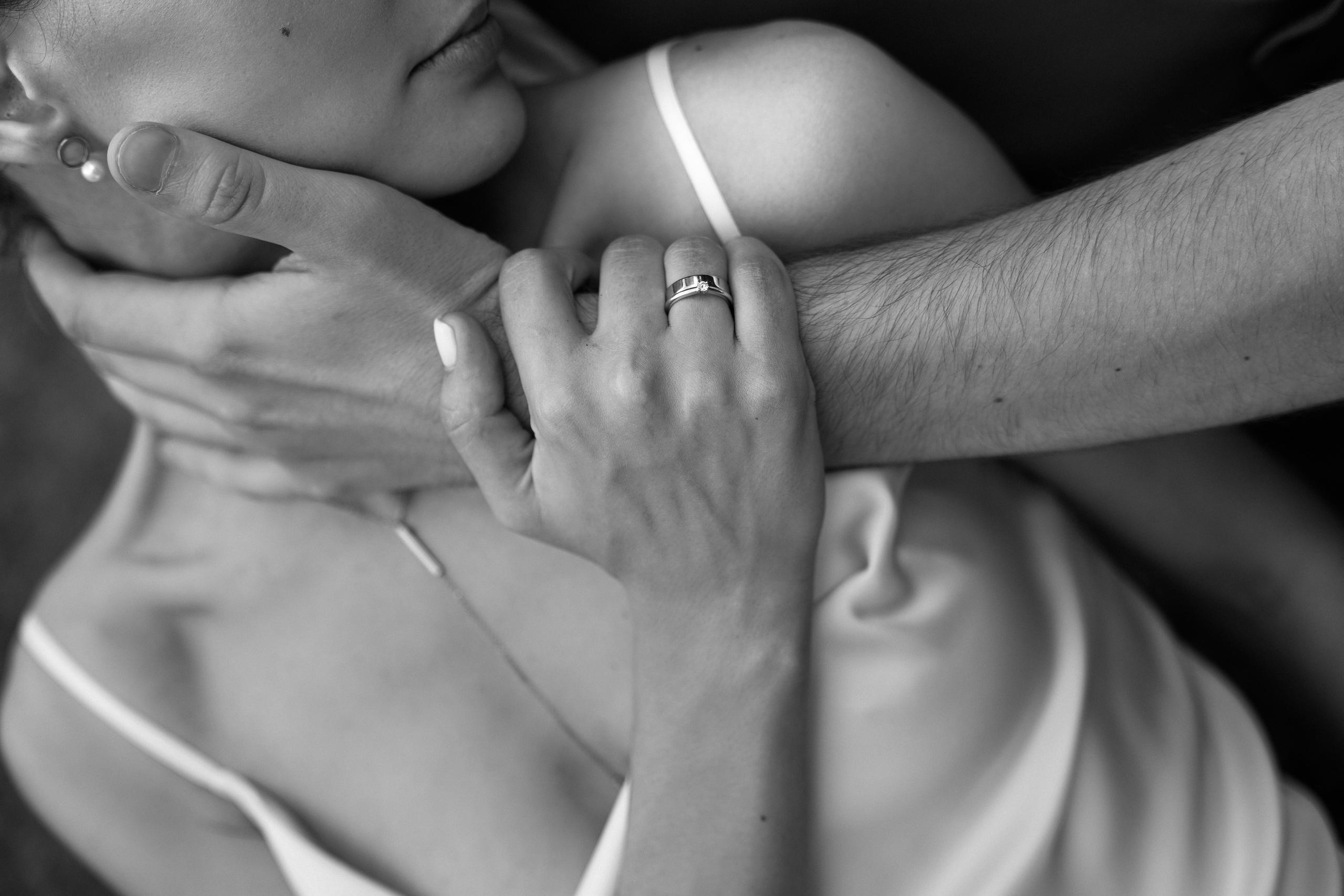 Дело было в полдень. VISUAL ARTIST · KRONGAUZ ANASTASIA