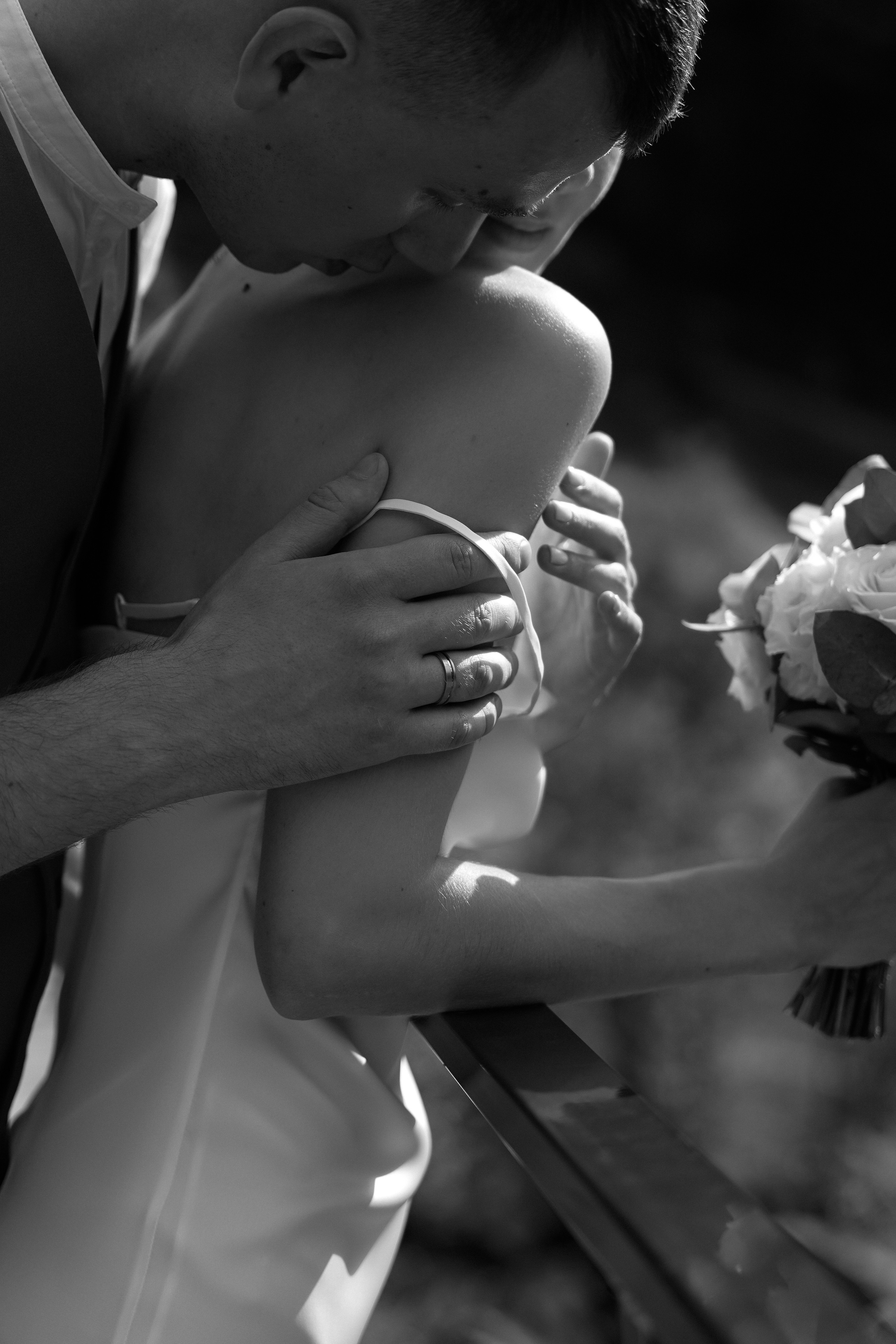 Дело было в полдень. VISUAL ARTIST · KRONGAUZ ANASTASIA