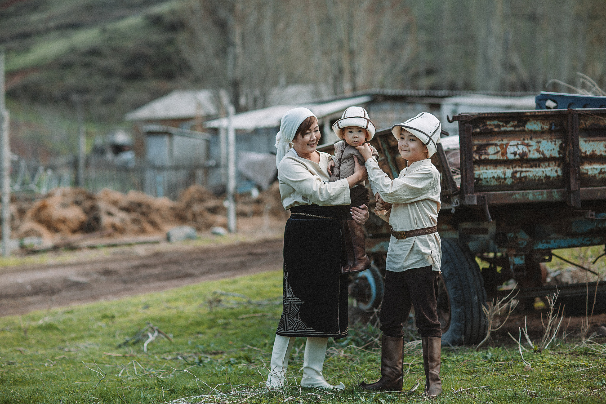 Семейная фотосессия в горах. Свадебный и семейный фотограф/видеограф в Краснодаре Наталья Осинская