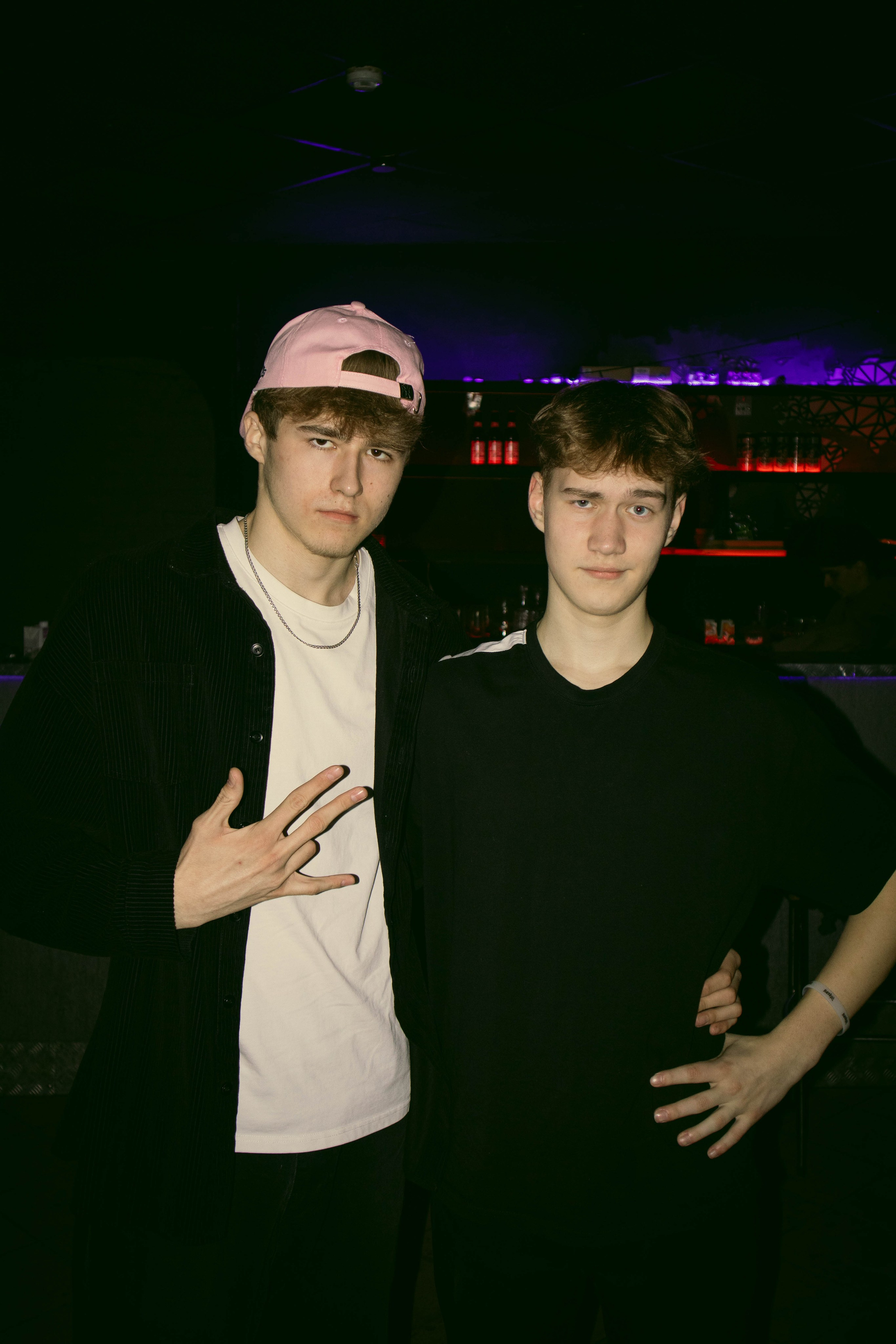 MOSHPIT. Фотограф и видеограф в Бугульме Аня Трутнева