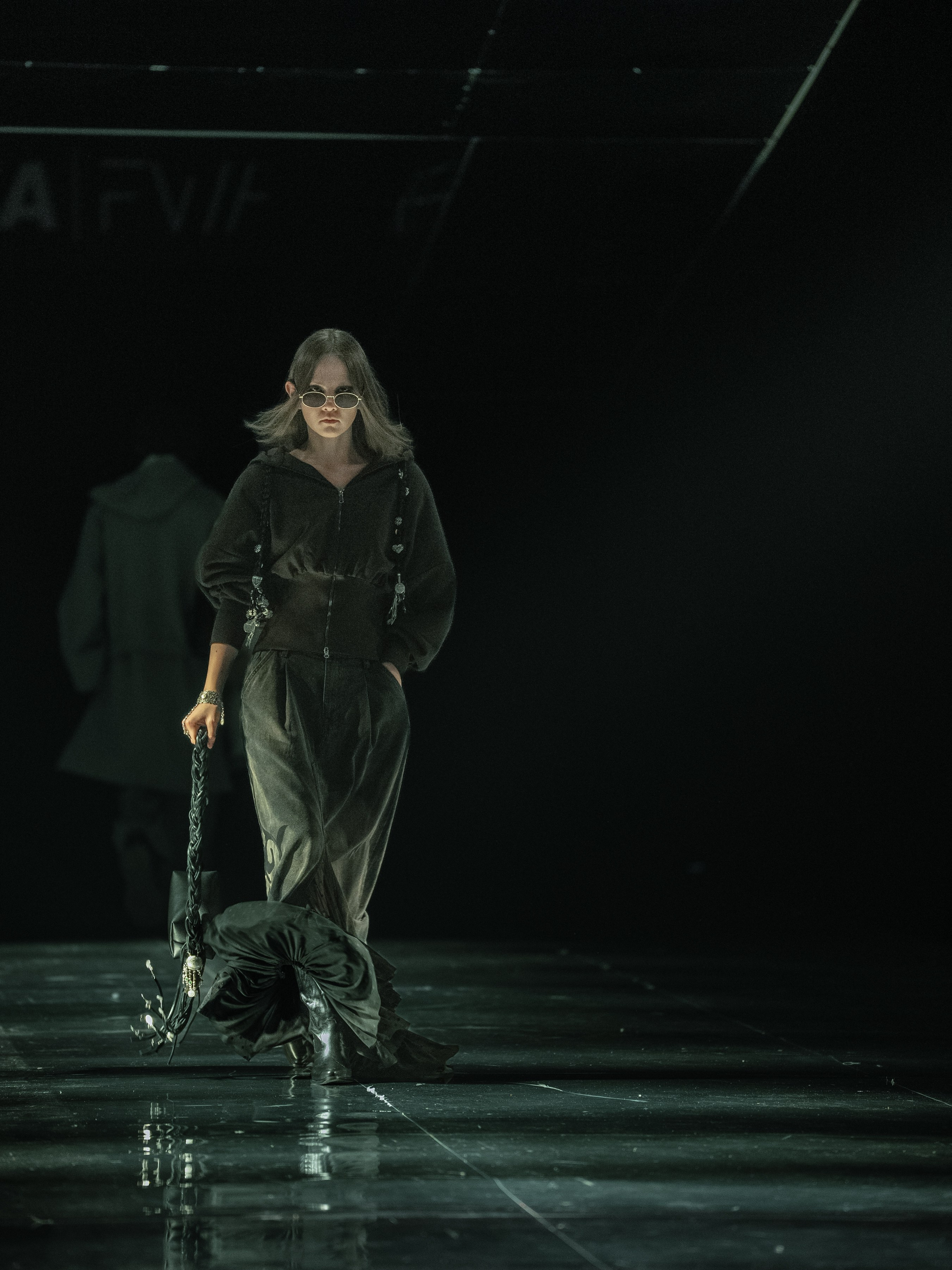 Visa Fashion Week Almaty Pre-Fall 2026 April Leonid Zherebtsov. Сайт Алматинского НЮ АРТ, будуар и фэшн фотографа Дениса Карпенко