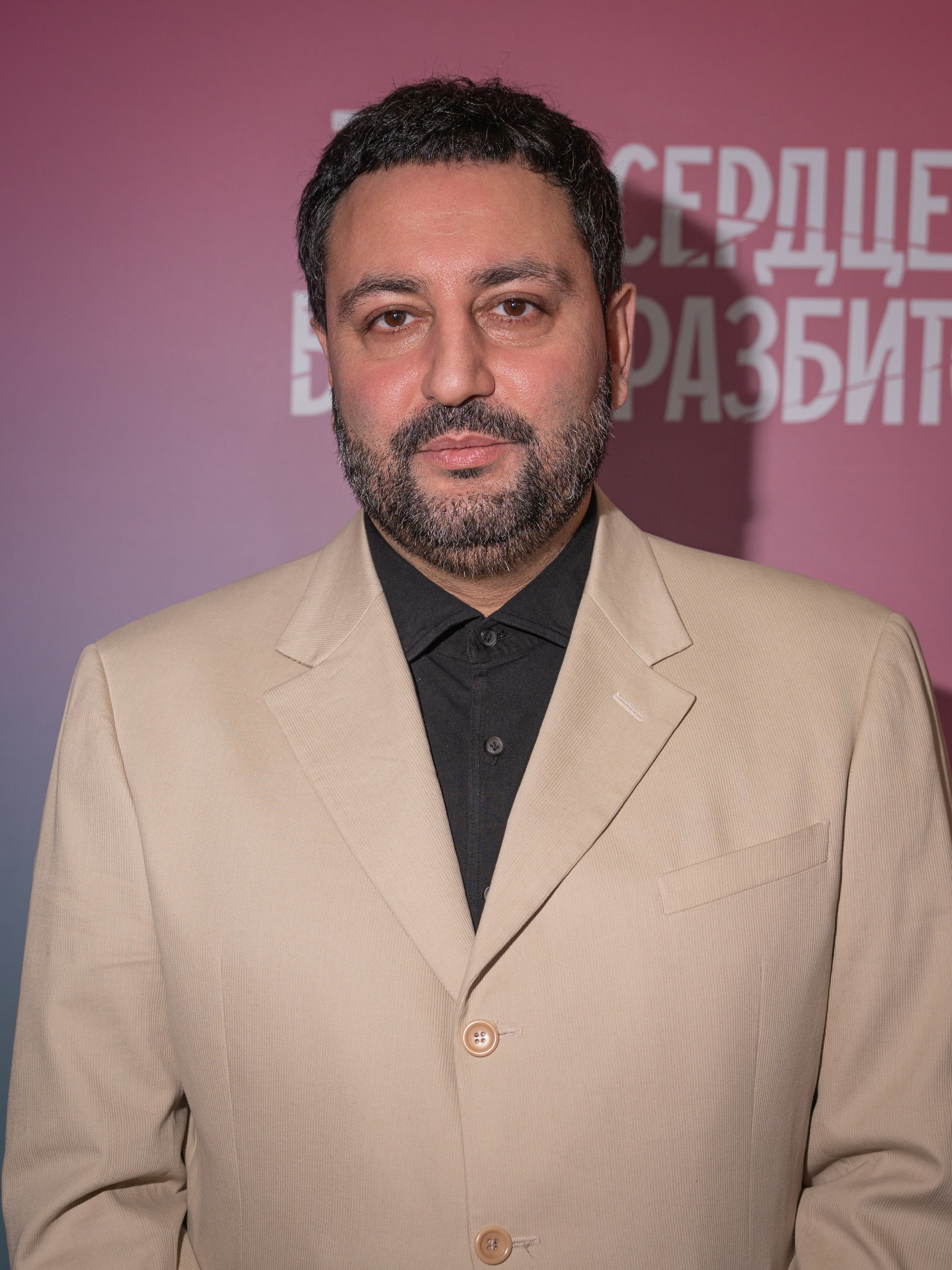 Твое сердце будет разбито. Премьера Твое сердце будет разбито. Фильм Твое сердце будет разбито. Твое сердце будет разбито смотреть. Каро 11 Октябрь