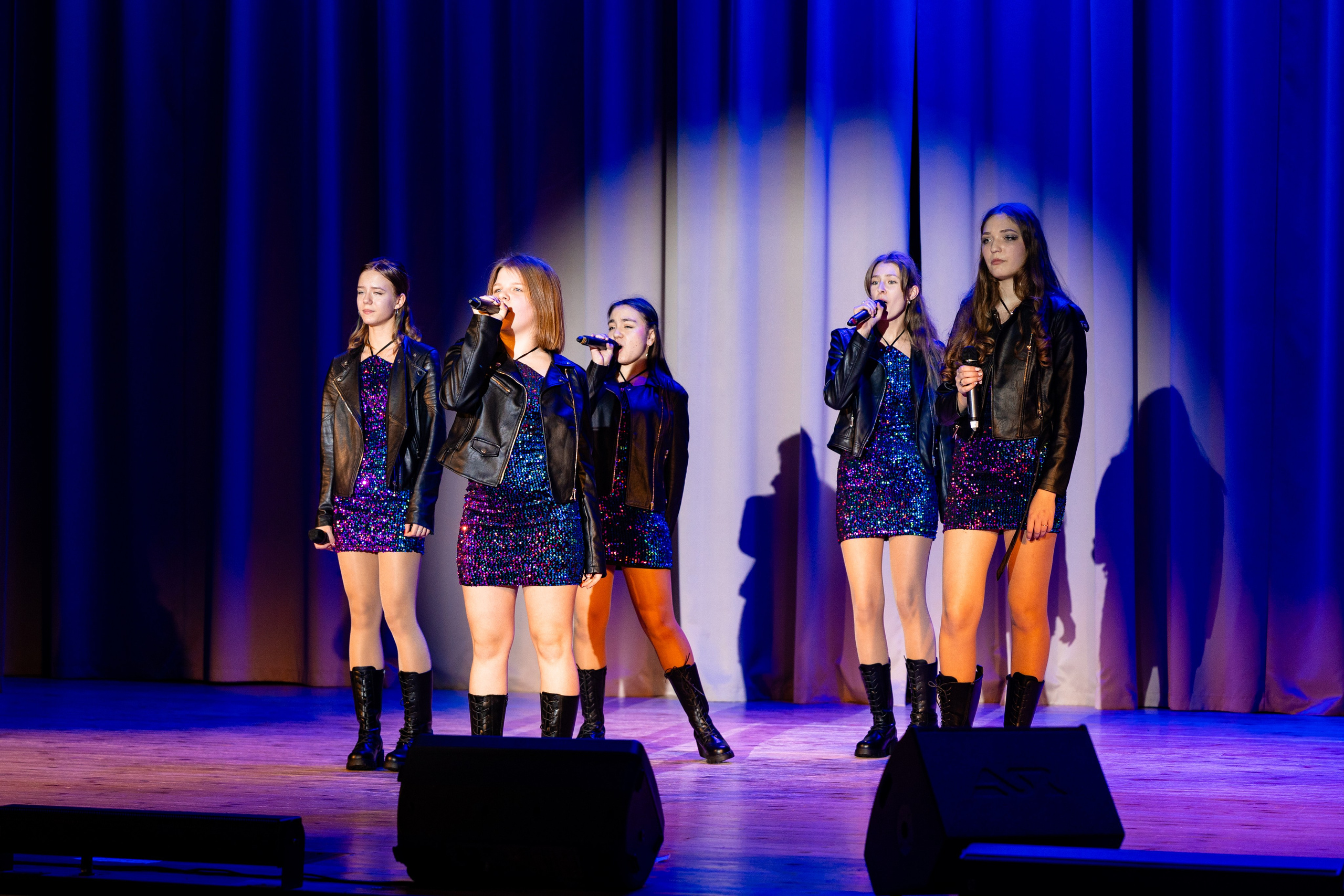 Концерт ДК Буривестник. Фотограф Никита Комаров