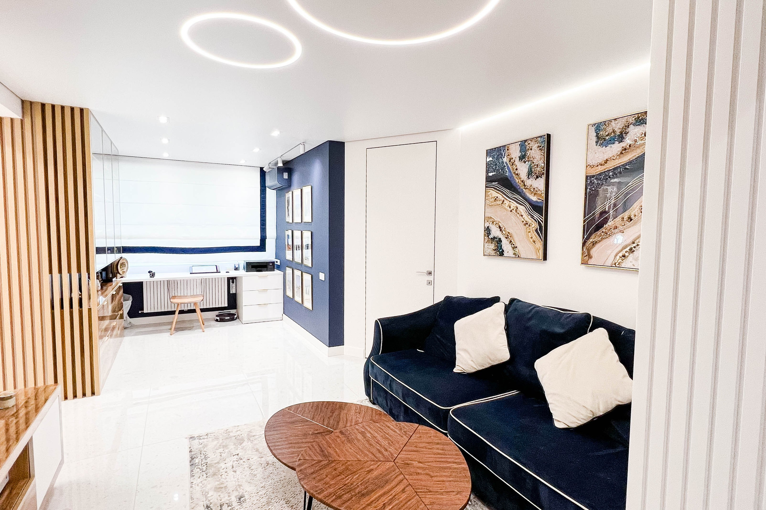 The apartment is in a modern style. Fotograf Dmitrii Donets