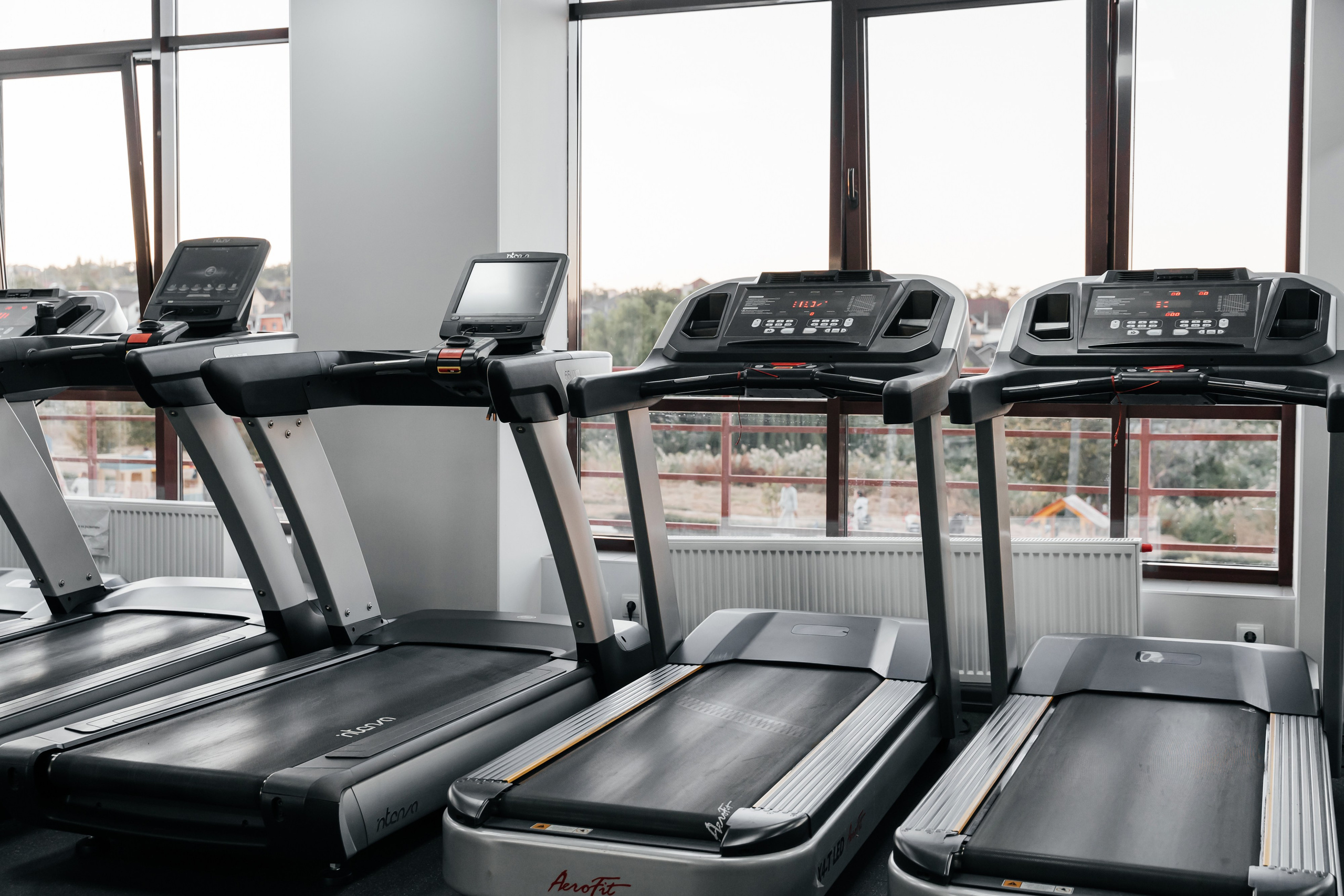 Дизайнер премиального интерьера Екатерина Левочкина (салон красоты и спорт клуб). Свадебный и семейный фотограф Волгоград