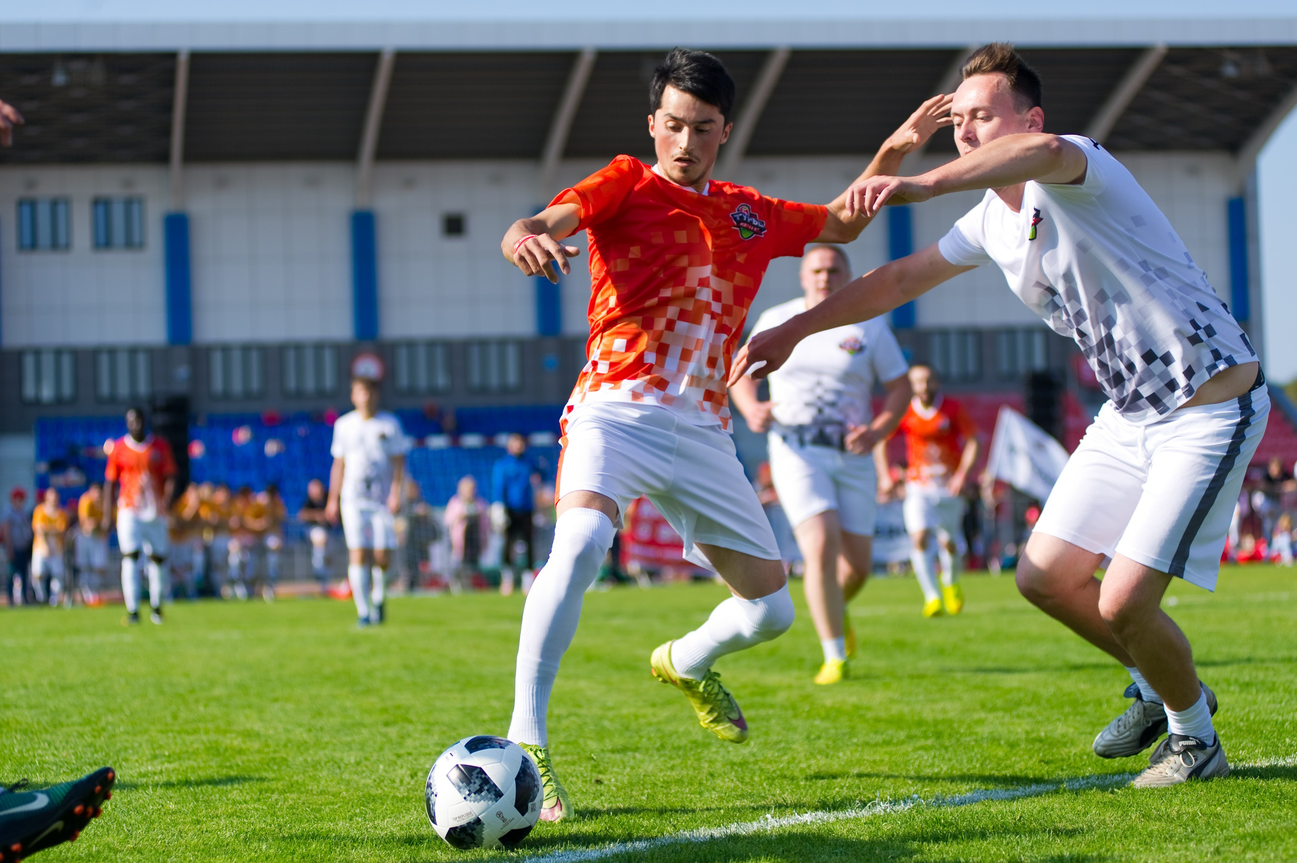 Турбофутбол (корпоративное соревнование «Пятерочки»). Репортажный фотограф и видеограф Слава Думчев. Тимбилдинги, отчетники, корпоративы