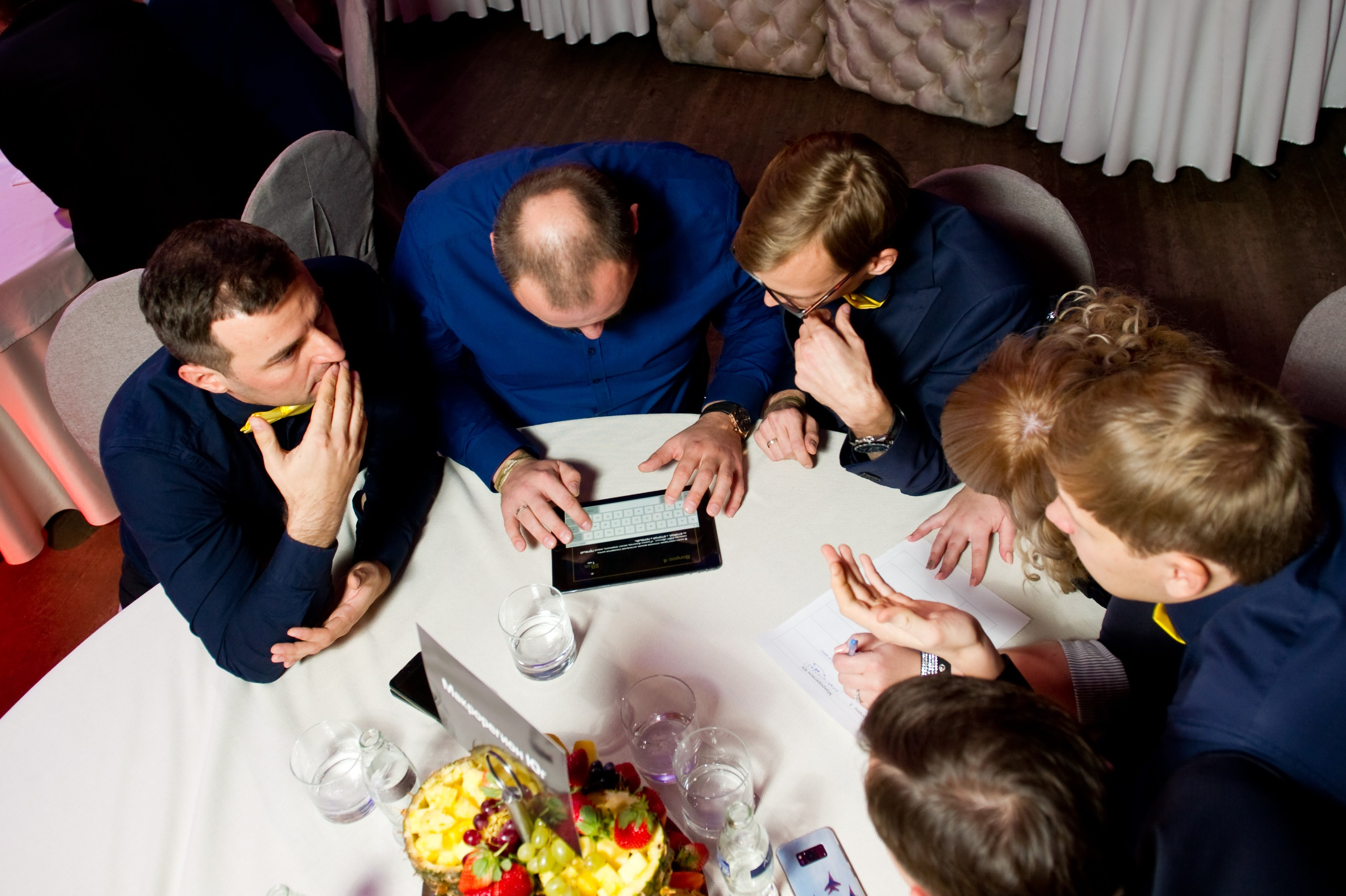 Новогодний корпоратив Сибинтек. Репортажный фотограф и видеограф Слава Думчев. Тимбилдинги, отчетники, корпоративы