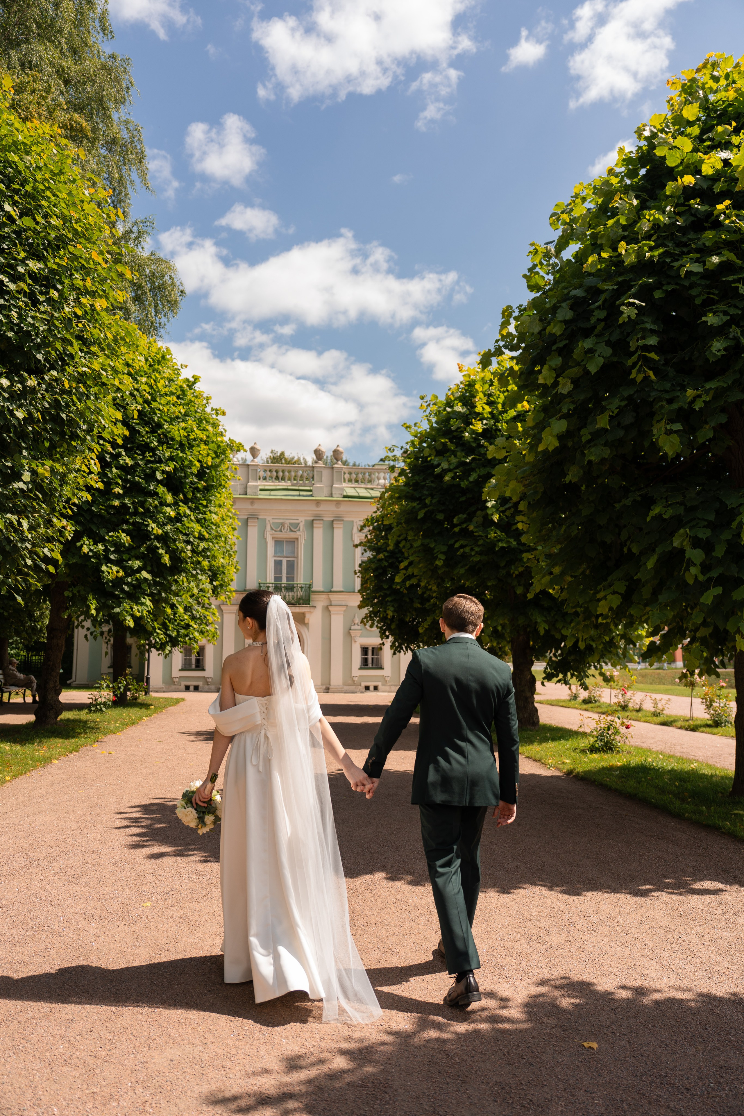 Влад и Илина в Кусково. Свадебный фотограф в Москве Анна Полушина