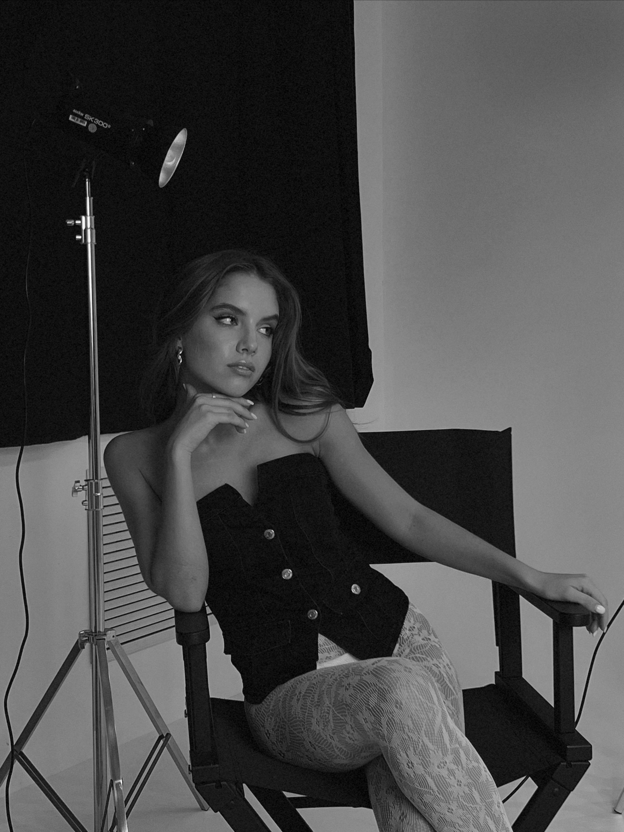 Вика — студийная съемка. Мобильный фотограф и видеограф — Алина