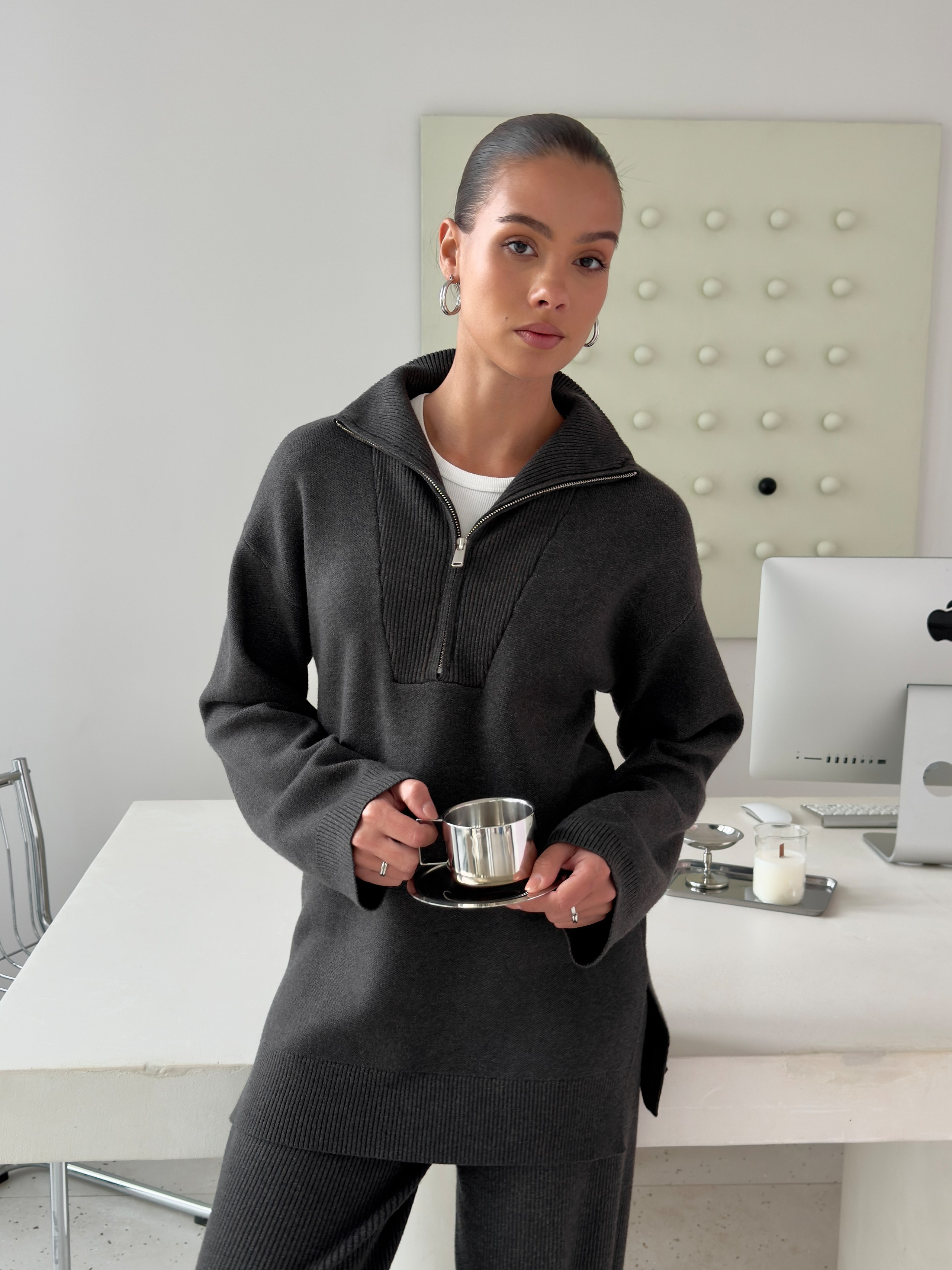 Mob.content. 595 Production