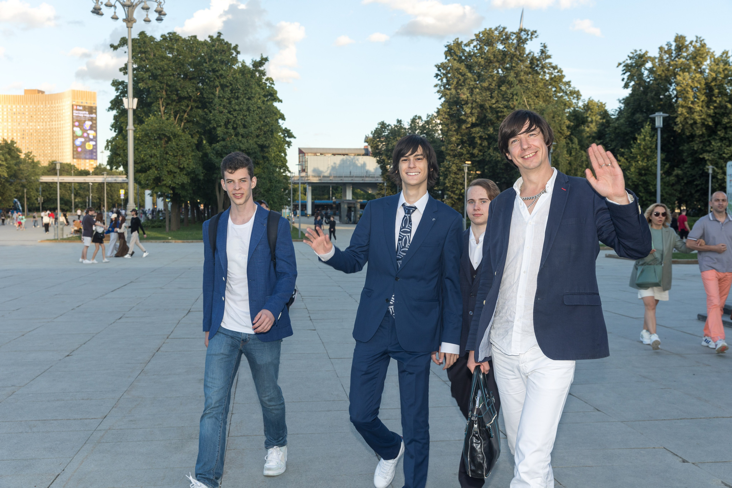 Прогулка перед выпускным. ВДНХ. Школьный фотограф в Москве Семенова Ирина