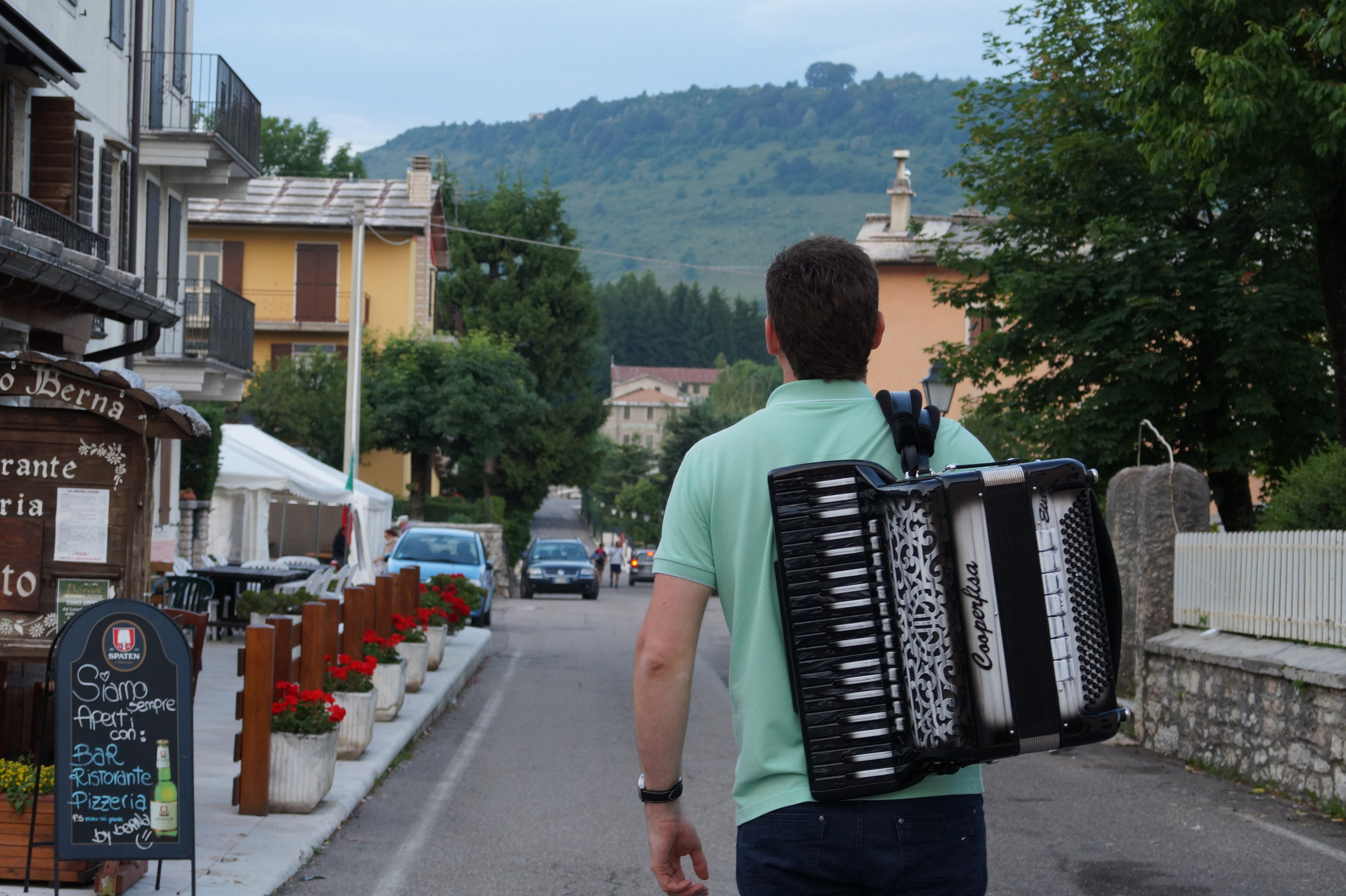 Аккордеонист Мирослав Лелюх