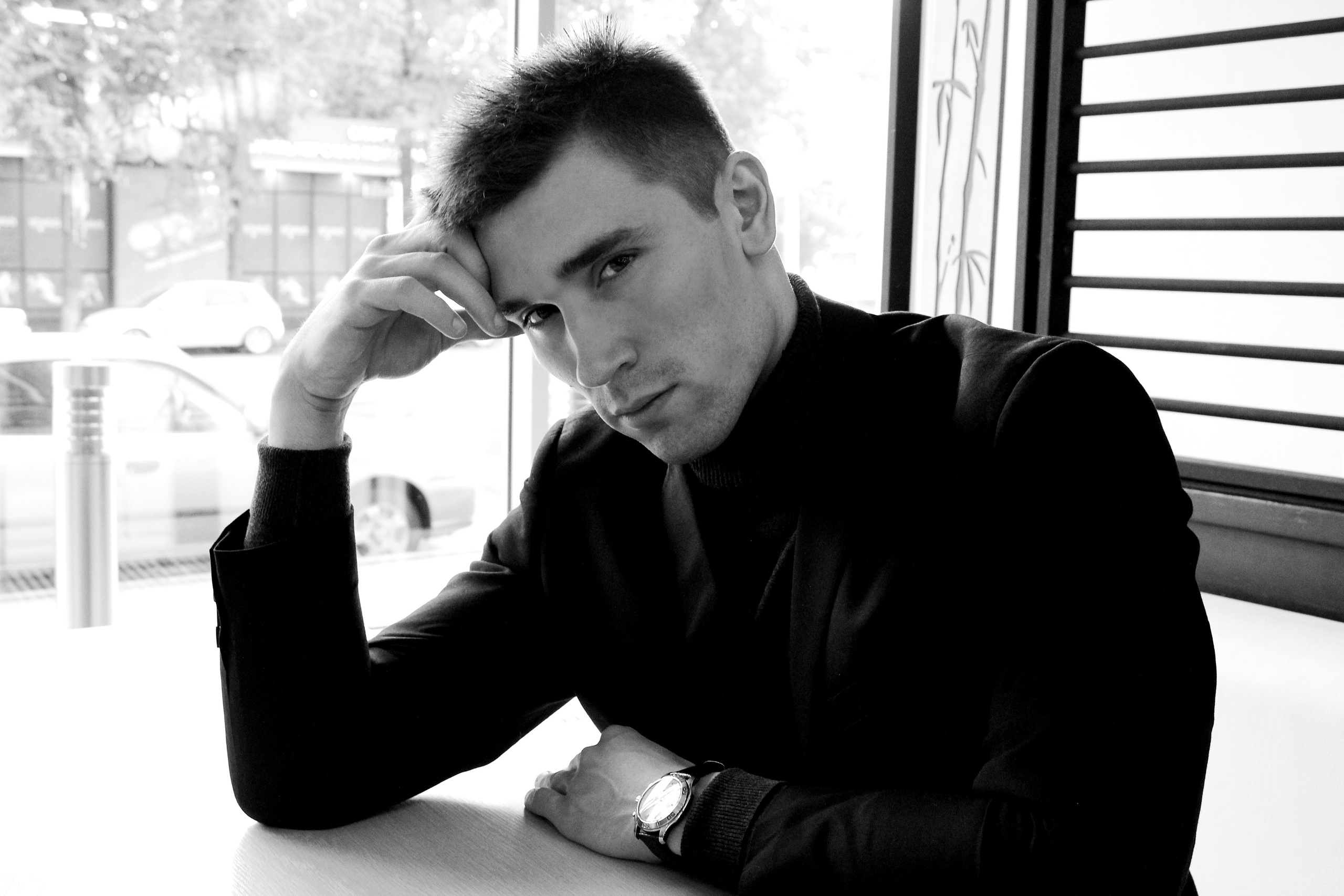 Прогулочная мужская фотосессия. Павел. Свадебный и репортажный фотограф в Уфе| Осетрова Ольга