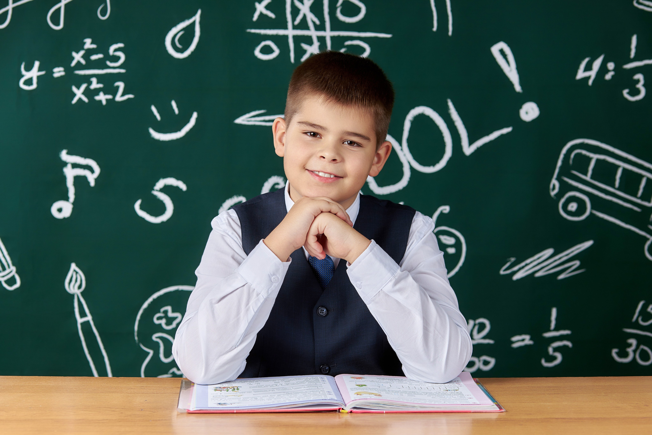 Средние портреты. Школьный фотограф Леонова Наталия