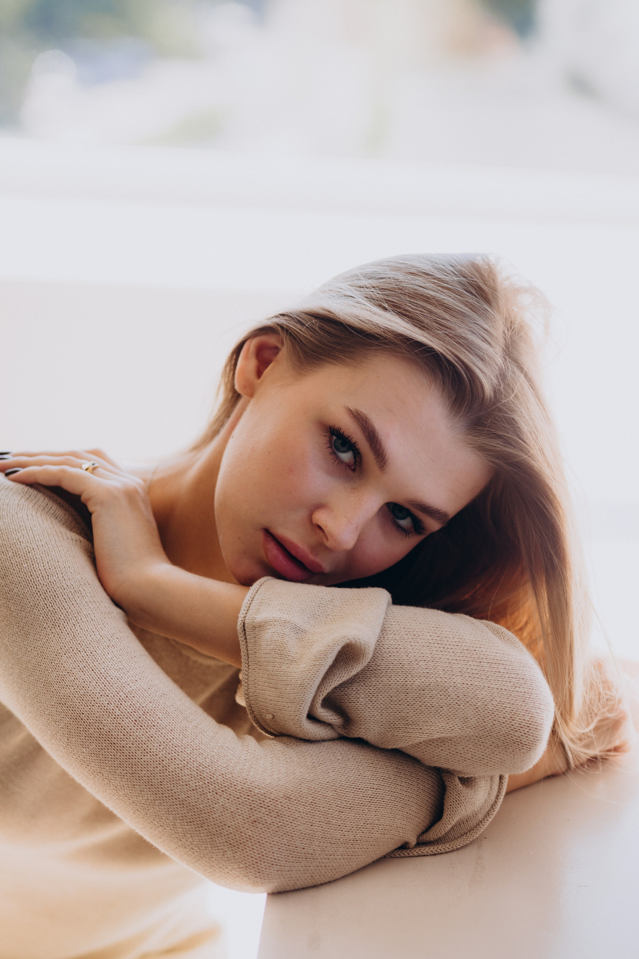 Фотосессия для контента салона красоты Бровико. Фотограф в Санкт-Петербурге Разиля Идиятуллина