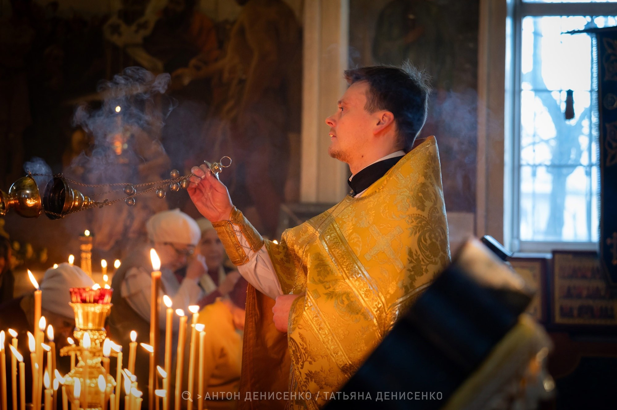 ГЛАВНАЯ / ПОРТФОЛИО. Антон и Татьяна Денисенко — В храме