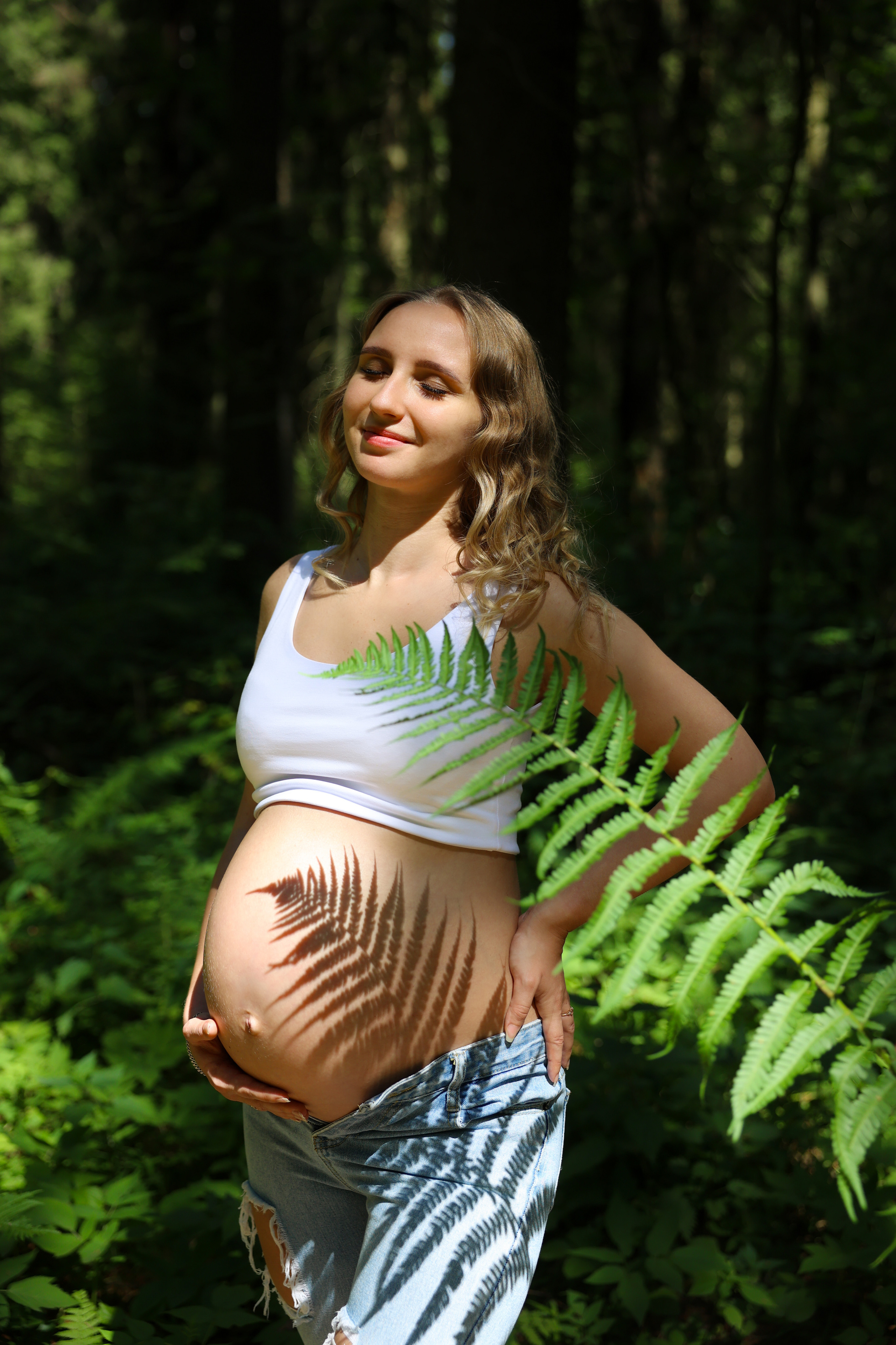 Наташа в лесу. Оксана Ромашкина- семейный и ньюборн фотограф из Москвы