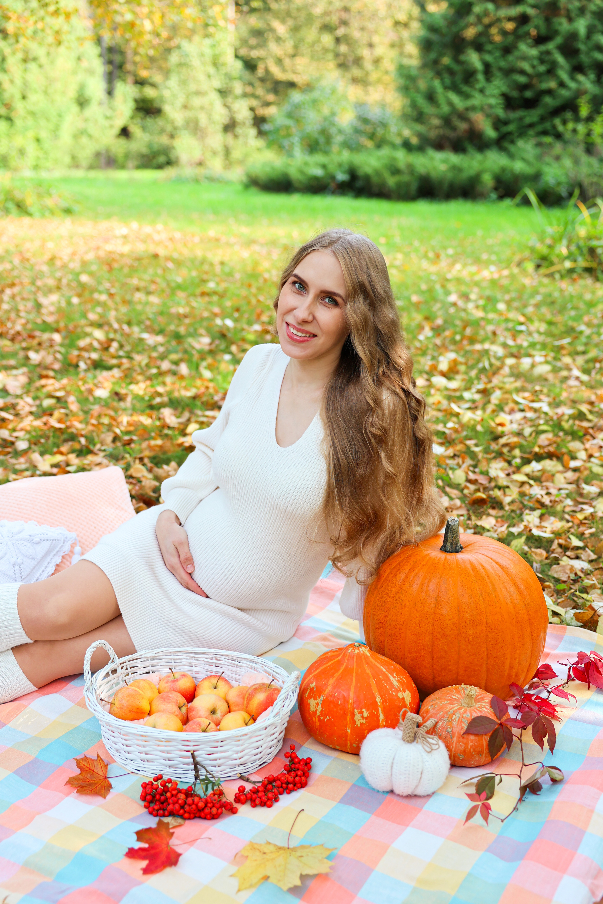 Ира на пикнике. Оксана Ромашкина- семейный и ньюборн фотограф из Москвы