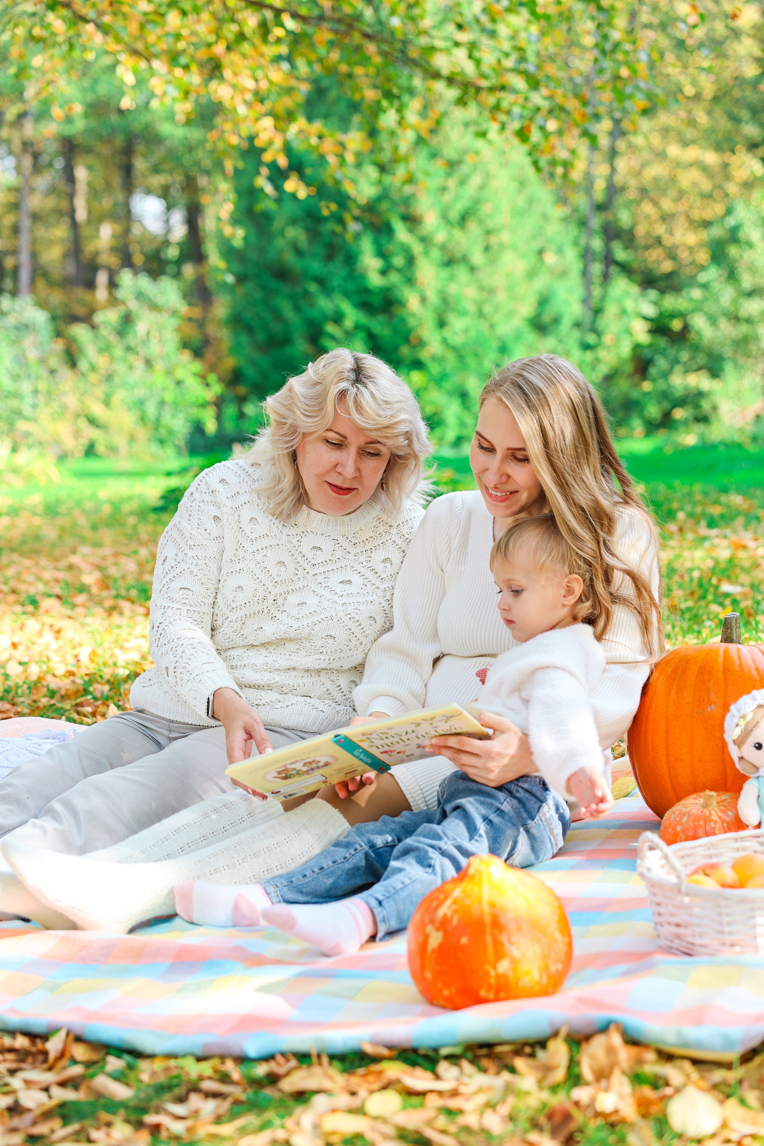 Ира с мамой и дочкой. Оксана Ромашкина- семейный и ньюборн фотограф из Москвы