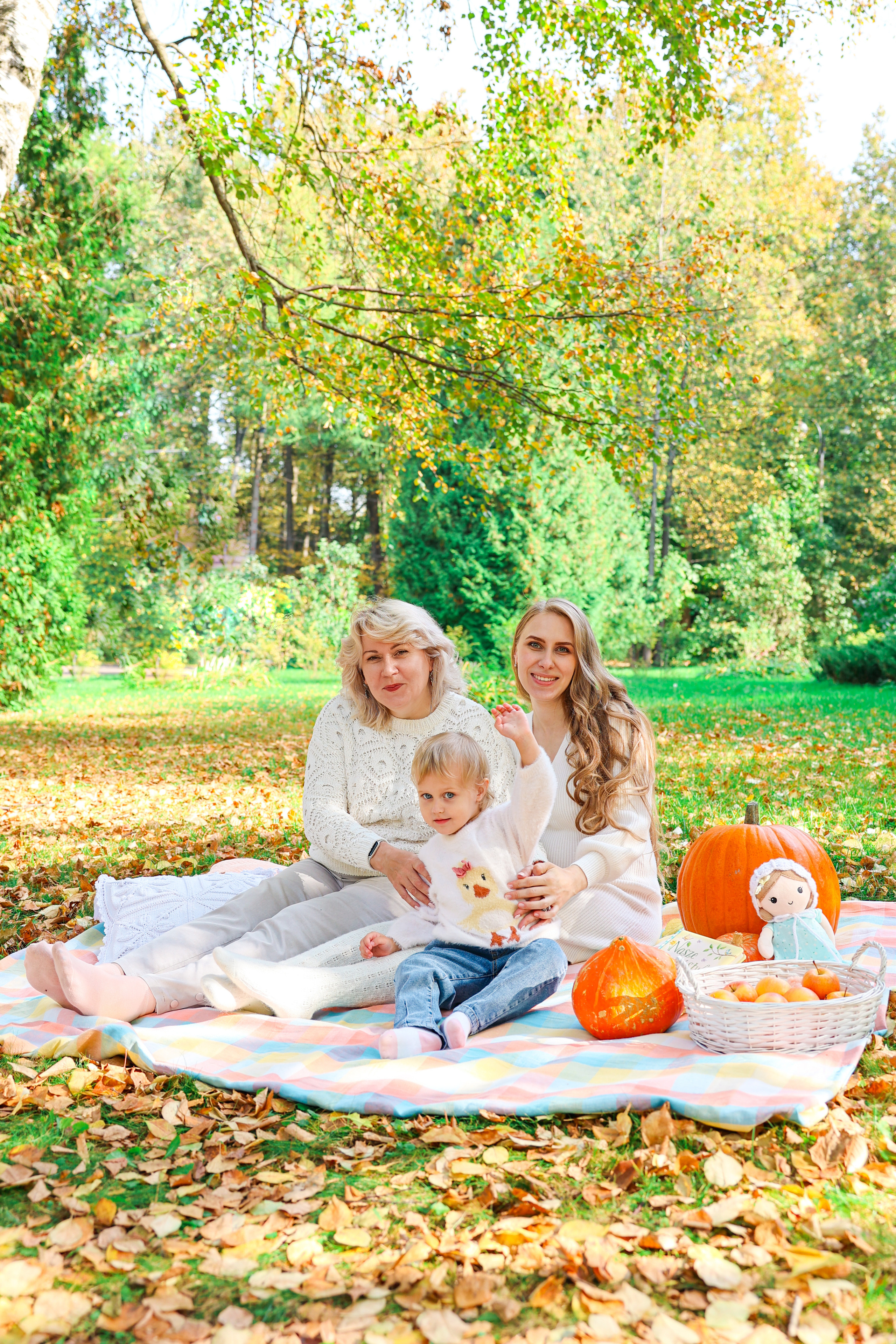 Ира с мамой и дочкой. Оксана Ромашкина- семейный и ньюборн фотограф из Москвы