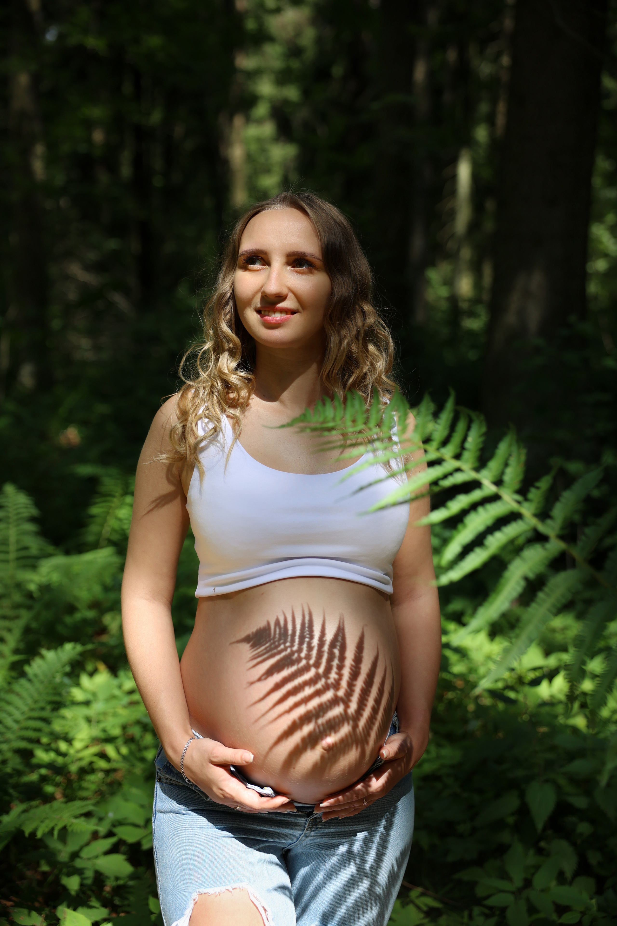 Наташа в лесу. Оксана Ромашкина- семейный и ньюборн фотограф из Москвы