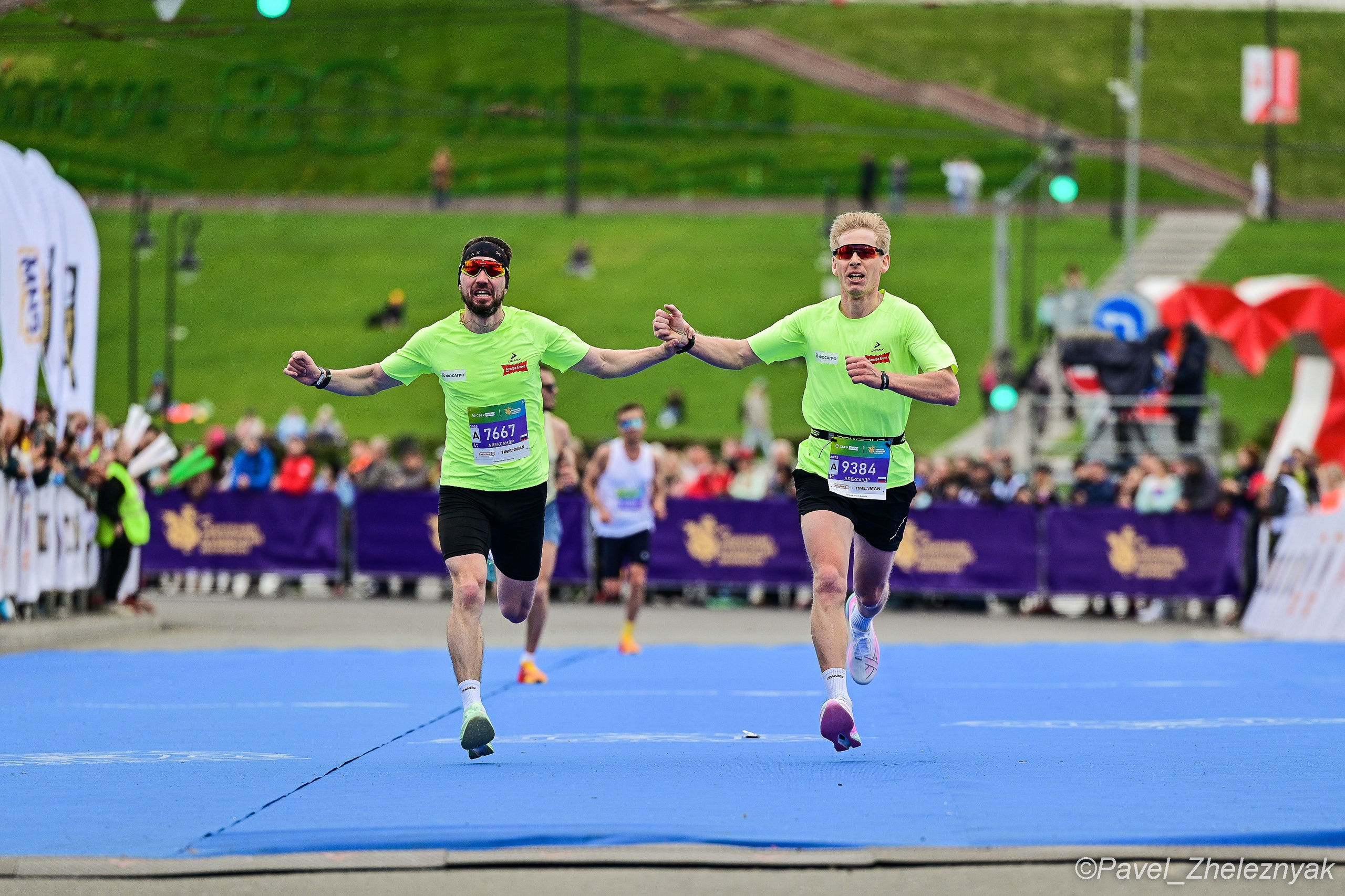Казанский марафон_2025. #БегающийФотограф Павел Железняк. Казань. Москва