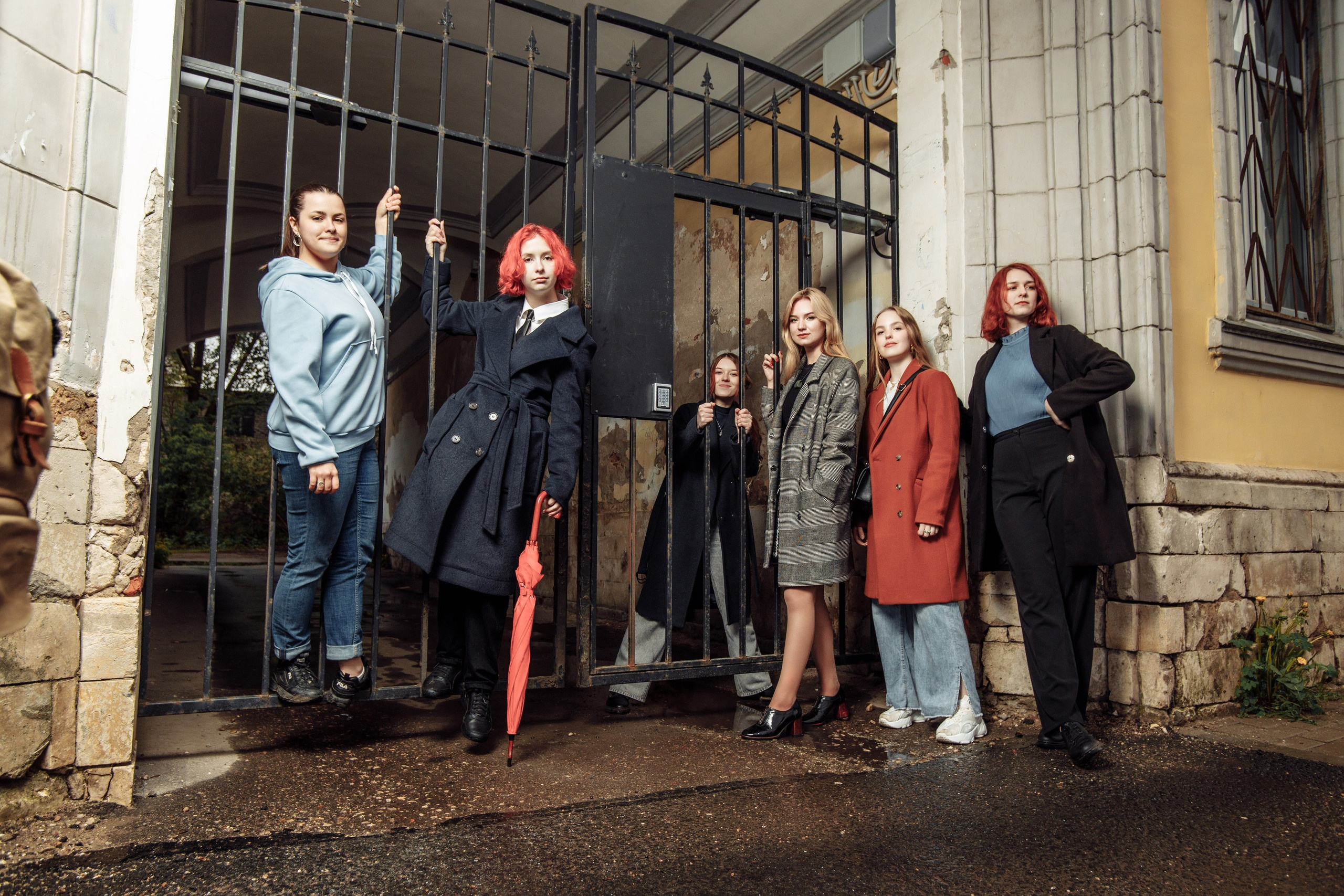 9 и 11 классы. Студия школьной фотографии в Твери. Выпускные альбомы в Твери