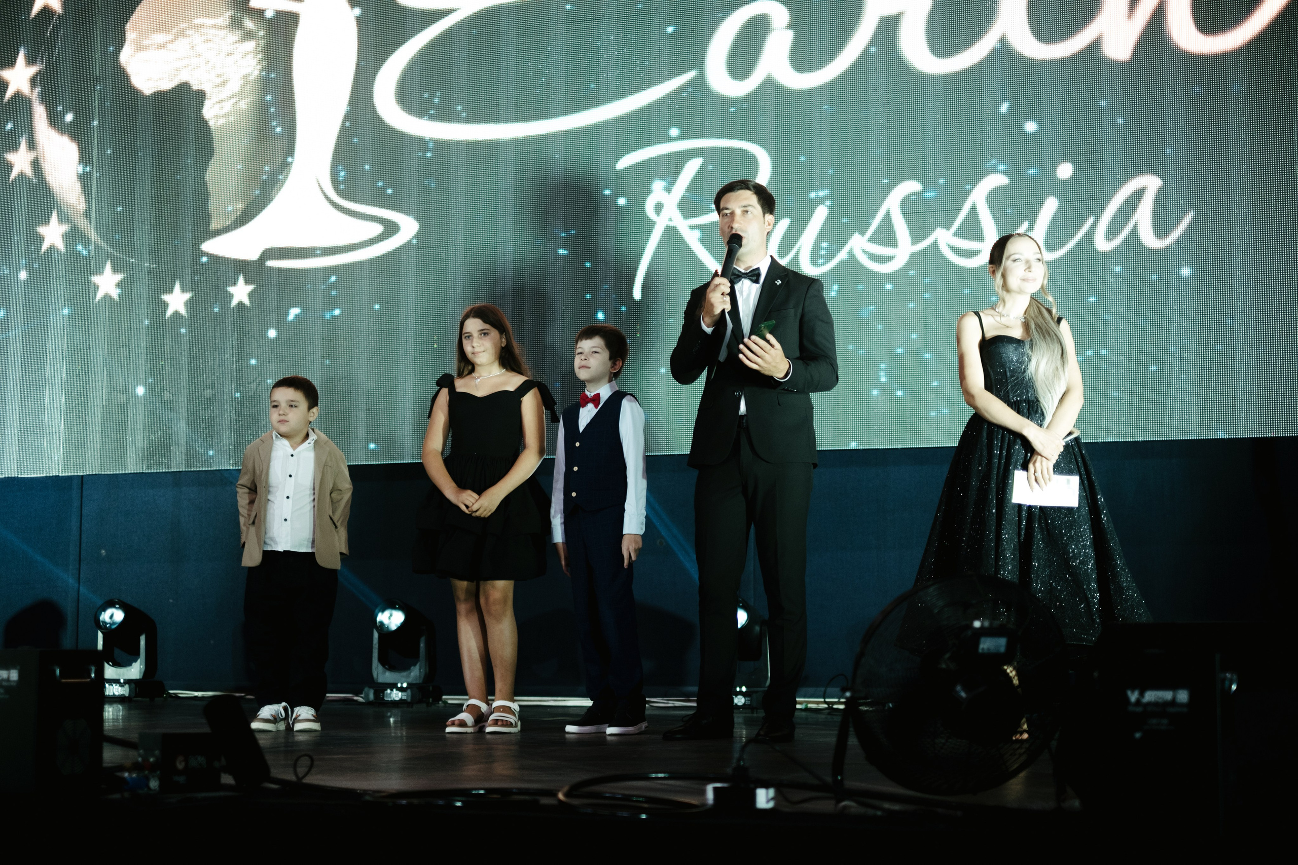 Мисс и Миссис Россия Земли Краснодар 2025 программа. Свадебный и репортажной фотограф Денис Ожигин в Краснодаре и Краснодарском крае