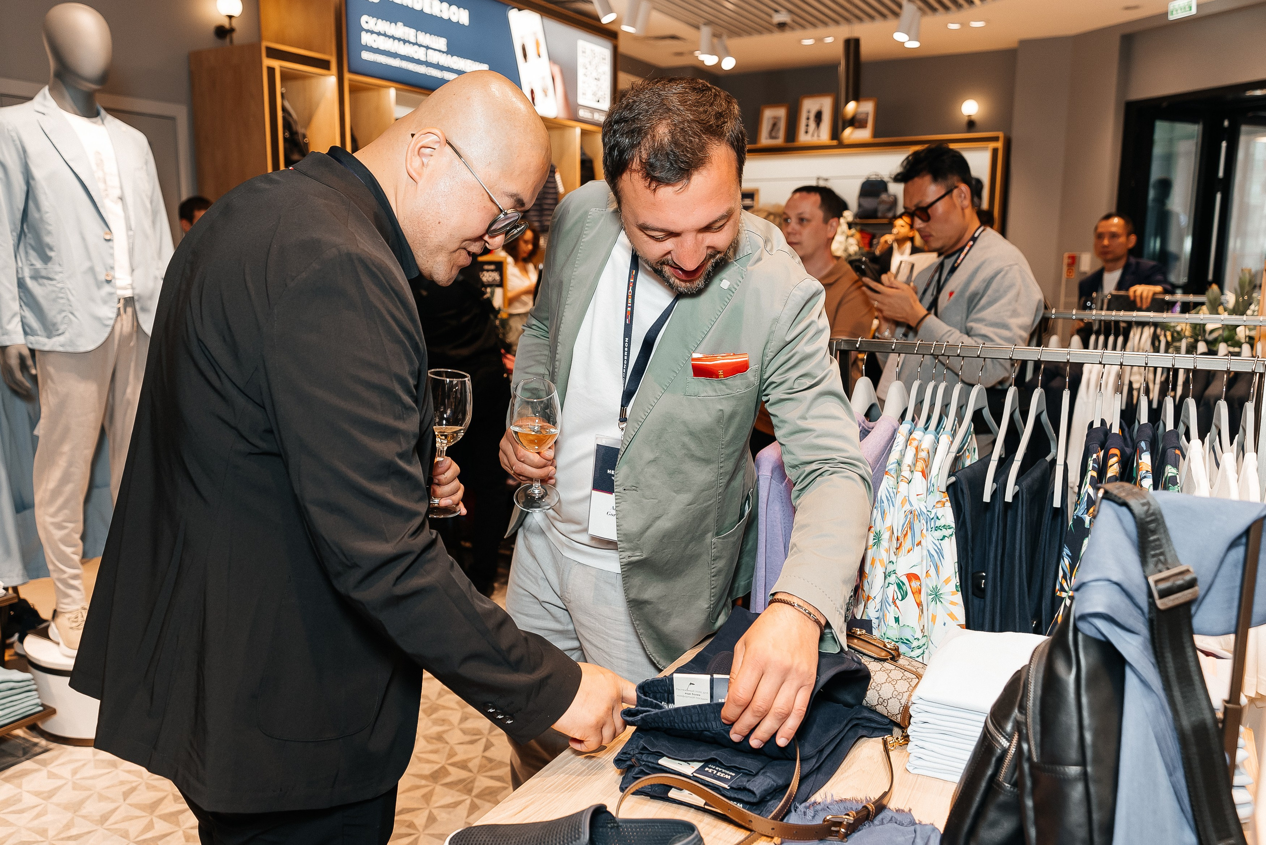 Henderson. Павел Краснов — Свадебный и репортажный фотограф в Москве