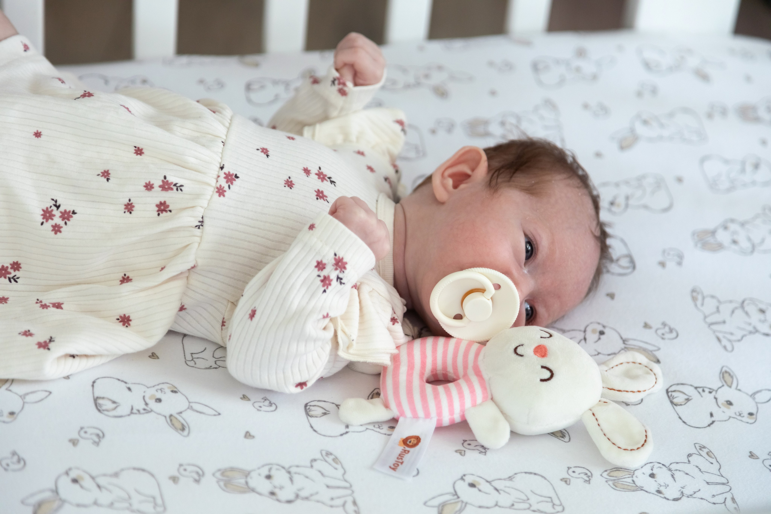 Домашняя съемка новорожденных Москва. Фотосъемка выписки из роддома в Москве, заказать фотографа на выписку ньюборн съемка в роддоме newborn фотограф в Юдино