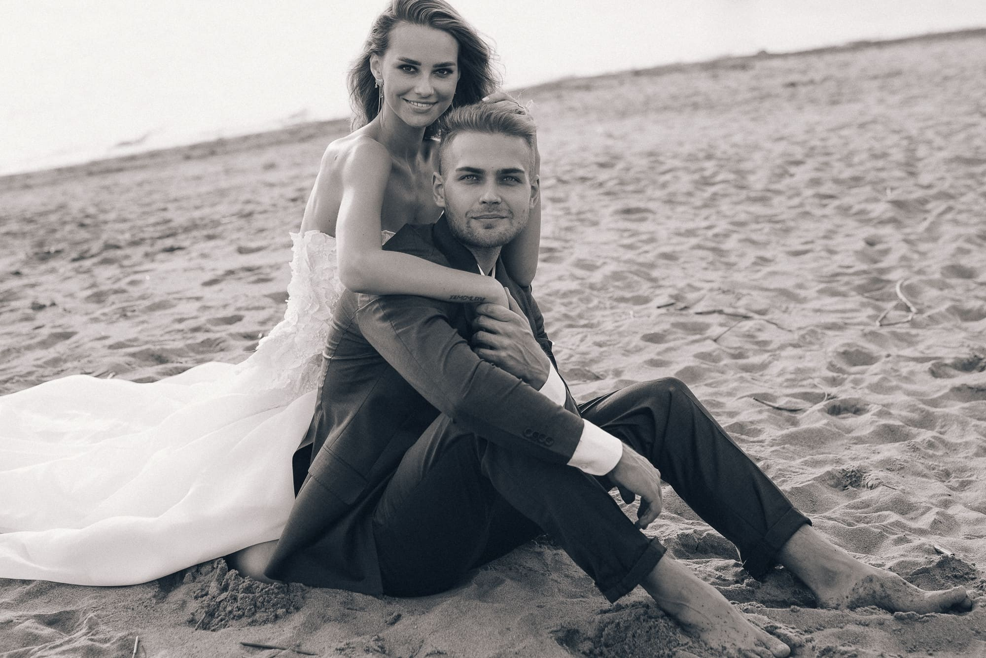 Свадебная фотосессия в Санкт-Петербурге у Финского залива