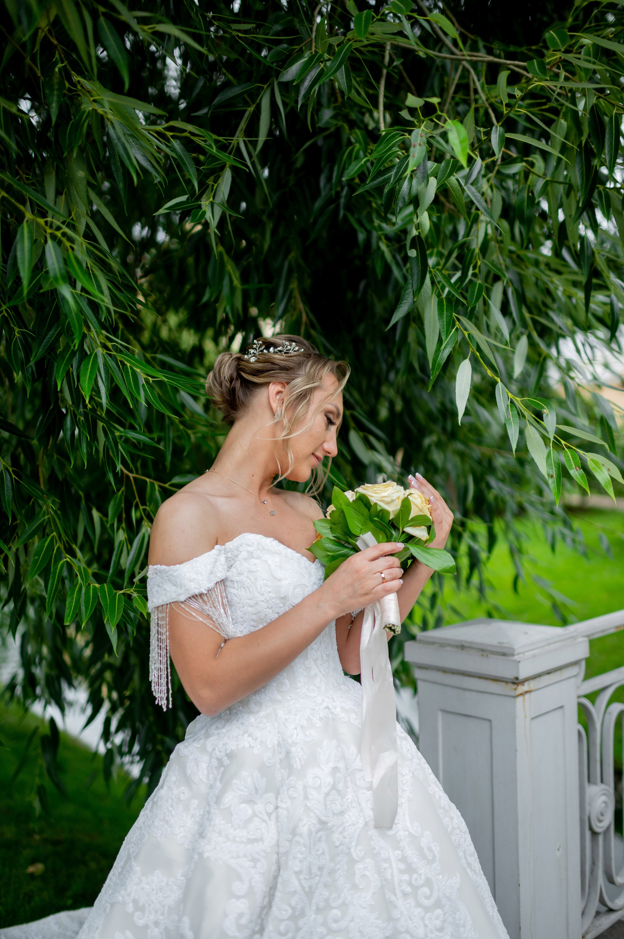 Анастасия и Игорь (фотосессия во Втором Дворце Бракосочетания, Польский сад, здание городской Ратуши). Портретный, семейный и свадебный фотограф в Санкт-Петербурге и в Пушкине Ширяев Денис