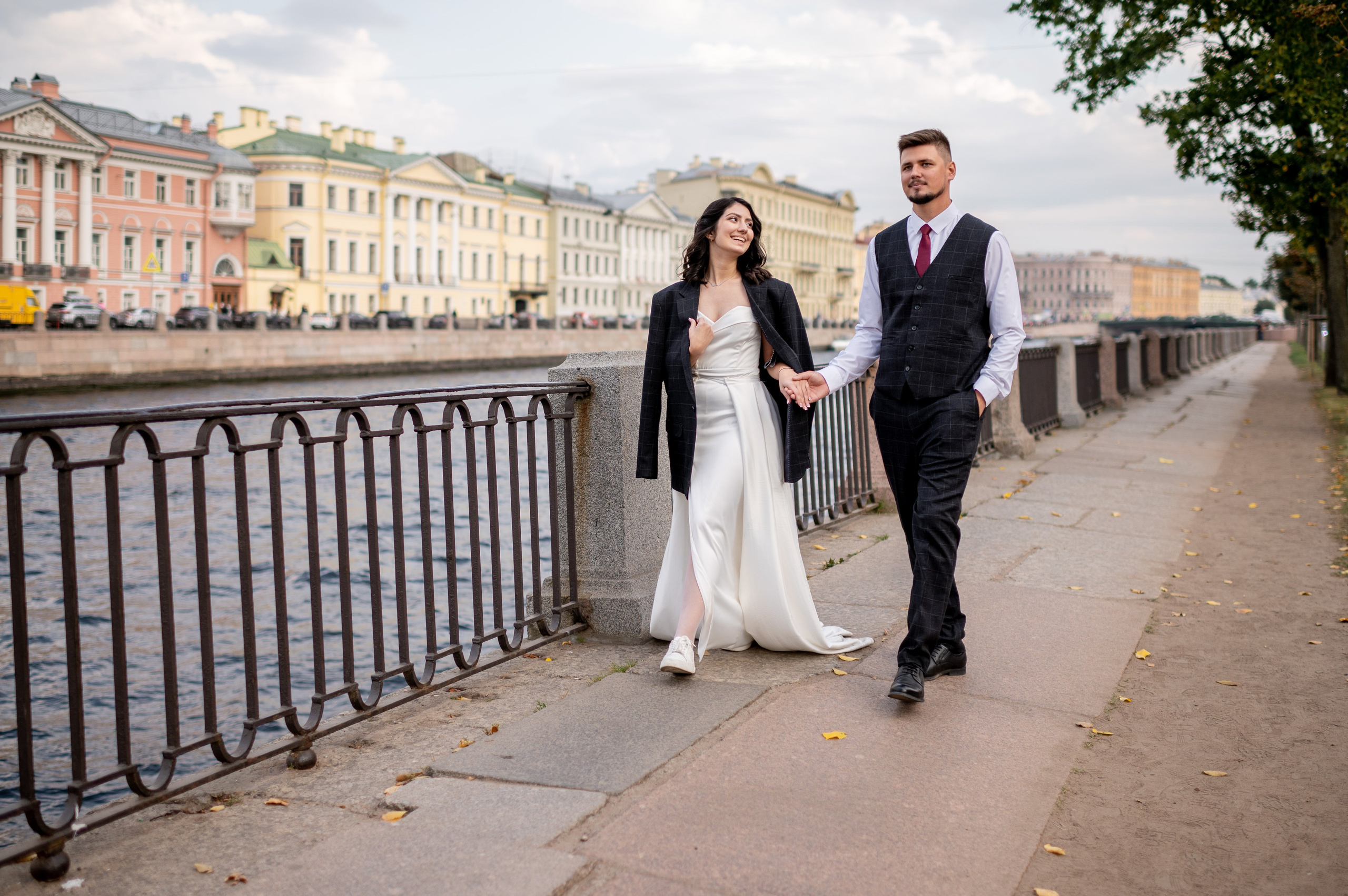 Камерная свадьба в Первом Дворце Бракосочетания №1 на Английской набережной Яны и Евгения. Портретный, семейный и свадебный фотограф в Санкт-Петербурге и в Пушкине Ширяев Денис