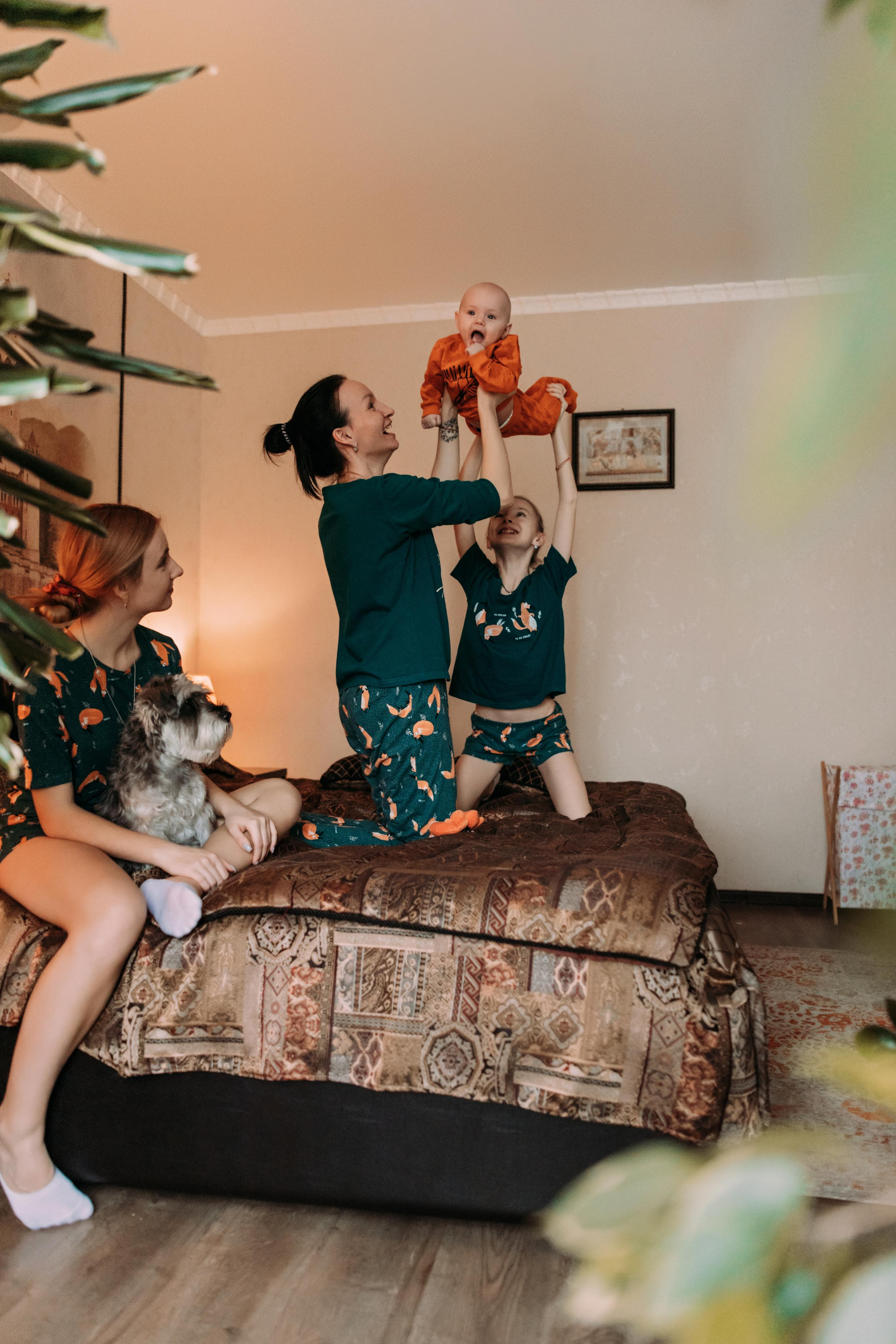 Екатерина, Василий, Настя, Люся и Василиса. Семейный фотограф и детский фотограф в Волгограде Алеся Бутакова — дет