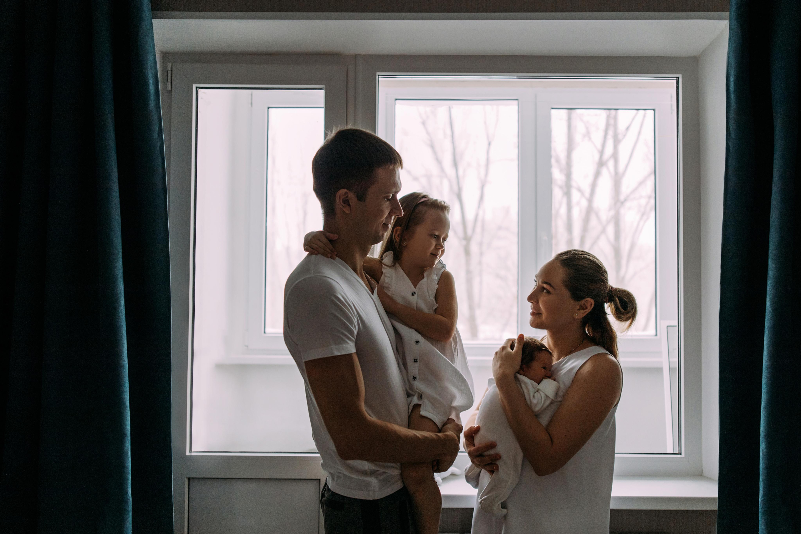 Сергей, Маша, Настя, Таня. Семейный фотограф и детский фотограф в Волгограде Алеся Бутакова — дет