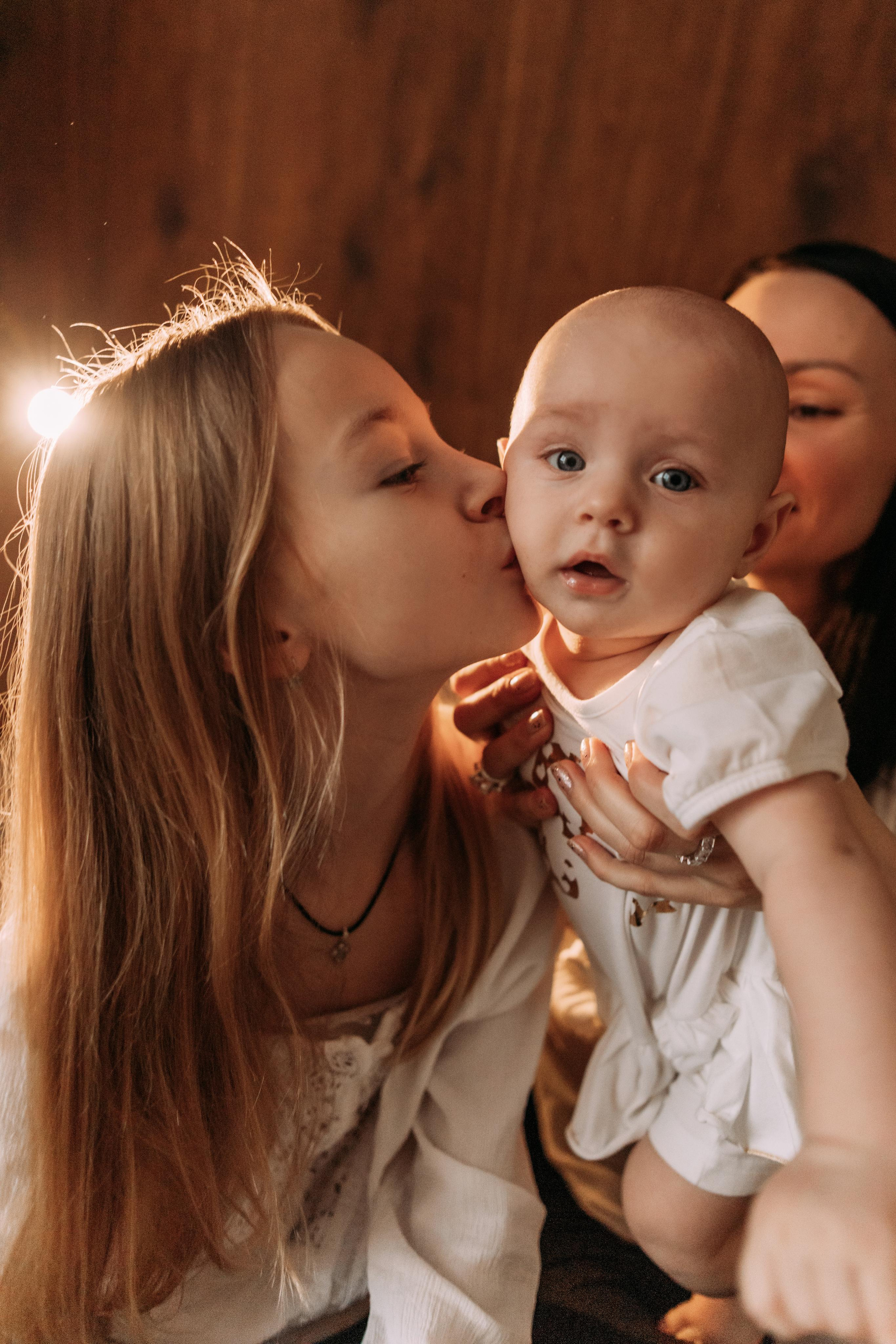 Екатерина, Василий, Настя, Люся и Василиса. Семейный фотограф и детский фотограф в Волгограде Алеся Бутакова — дет