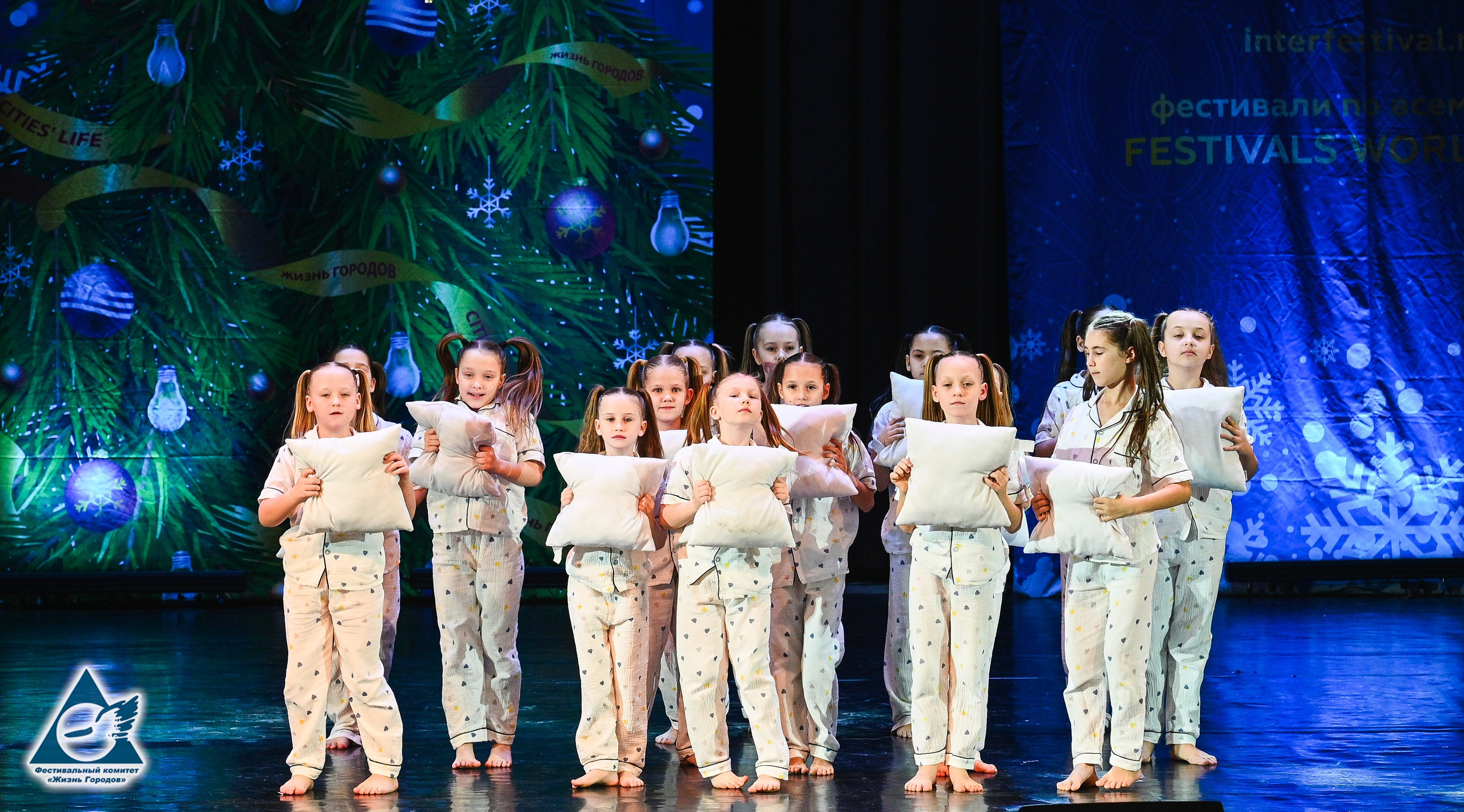 06.01.2026 «Жизнь Городов» Фестиваль-конкурс «Рождественские звёзды» г. Москва. Медиастудия Фото Концепт