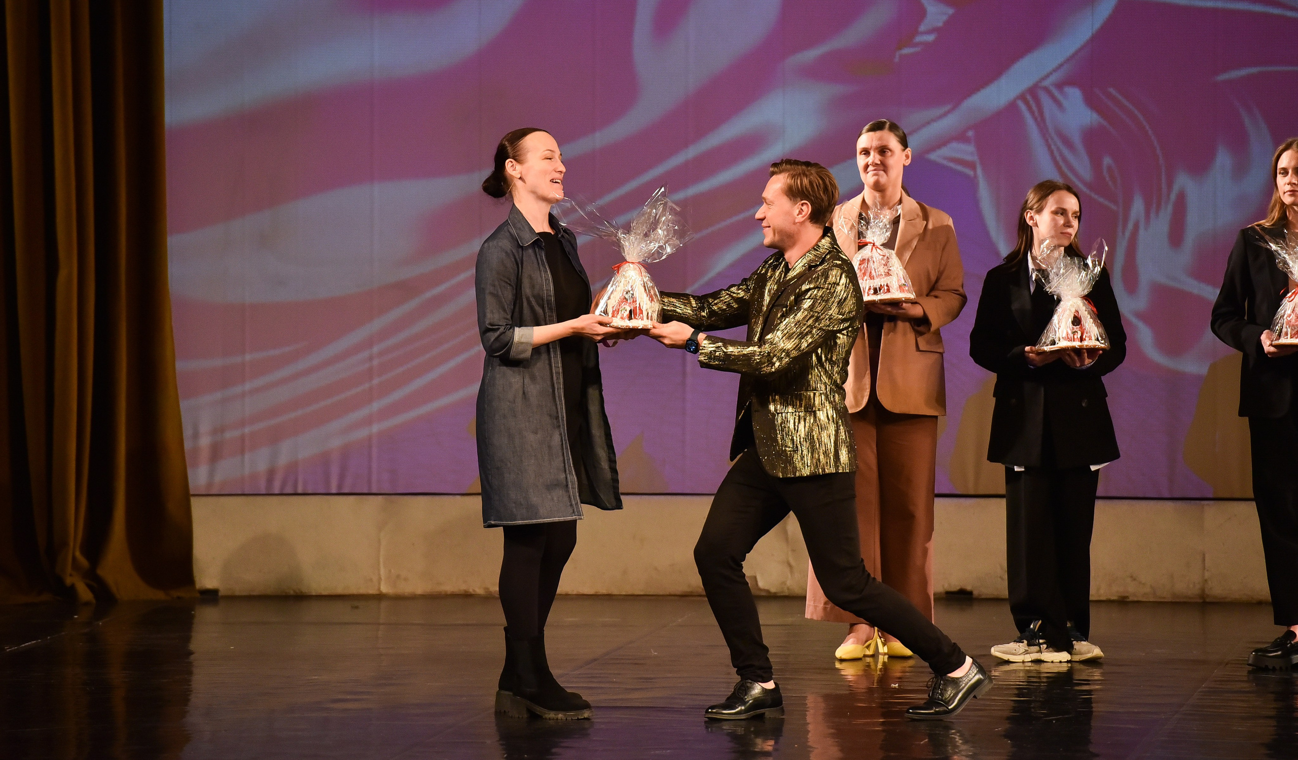 01.12.2024 Фестиваль хореографического искусства «АРТ-КОМПАС. СЕВЕРО-ЗАПАД» г. Спб. Медиастудия Фото Концепт