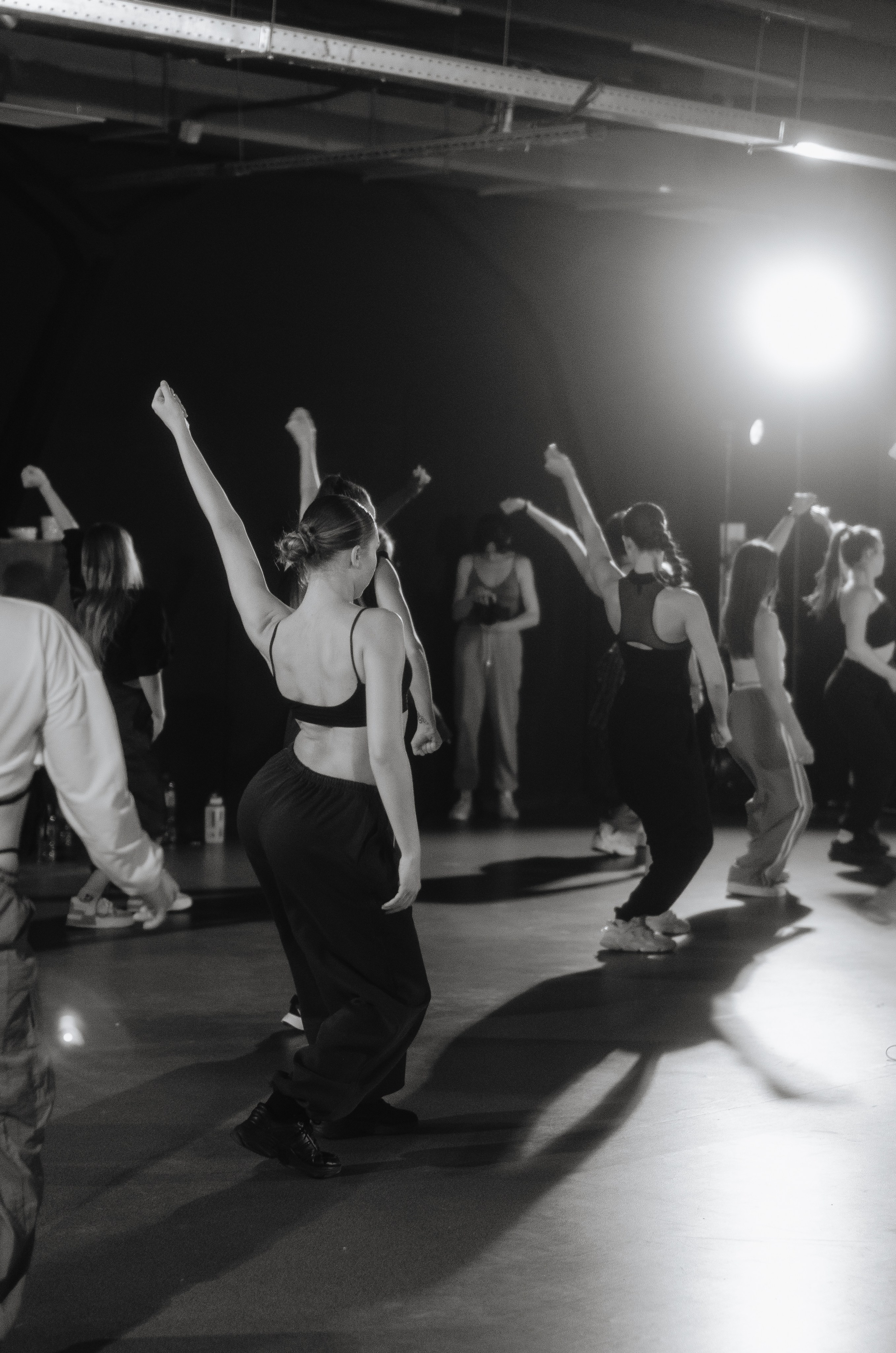 Мастер-классы по High Heels/Girly hip-hop от Оксаны ATTA. Денисова Аля — фотограф для парных съемок и индивидуальных историй в Барнауле