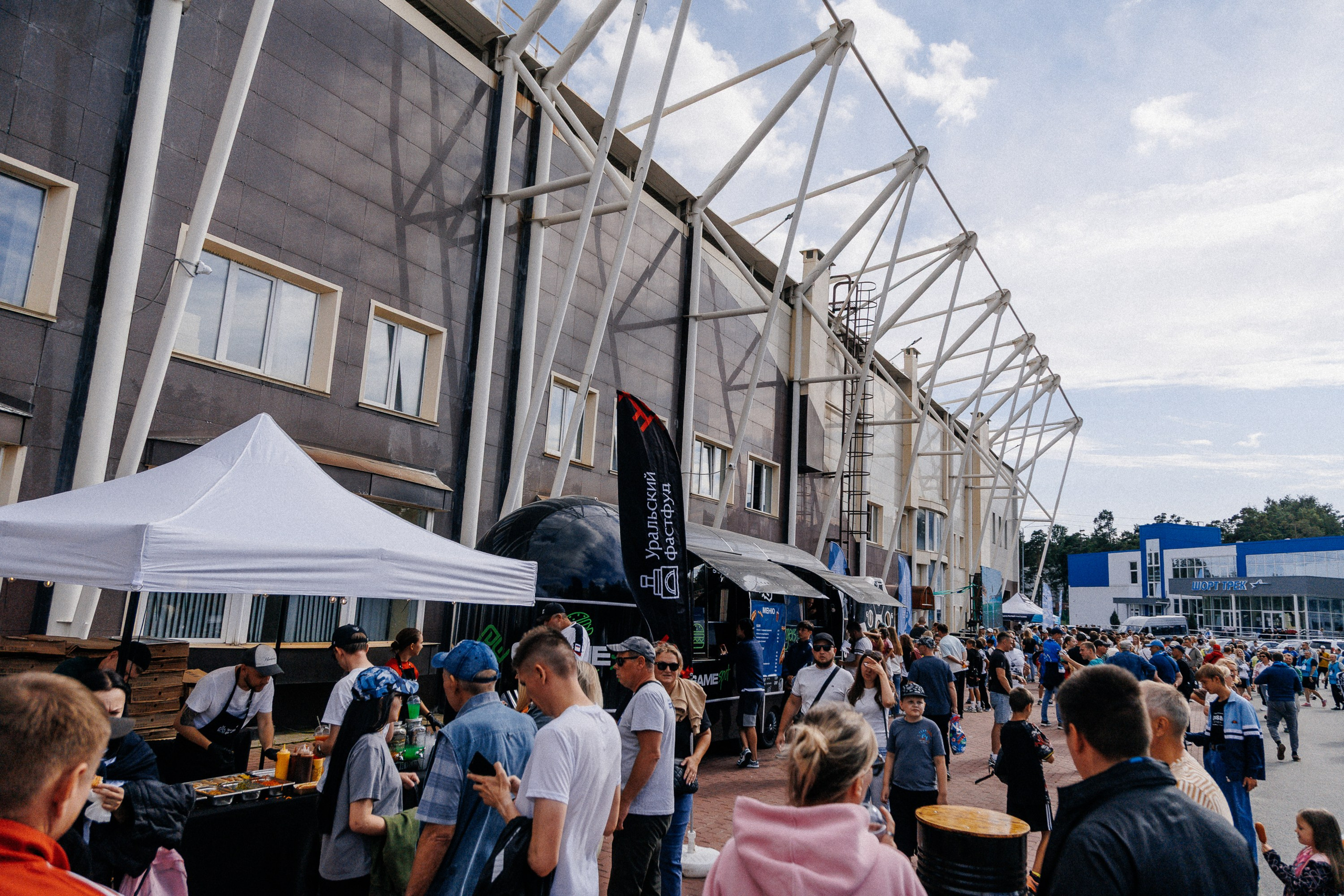 ФК ЧЕЛЯБИНСК Х ФК ВОЛГА. Репортажный фотограф Макс Брагин
