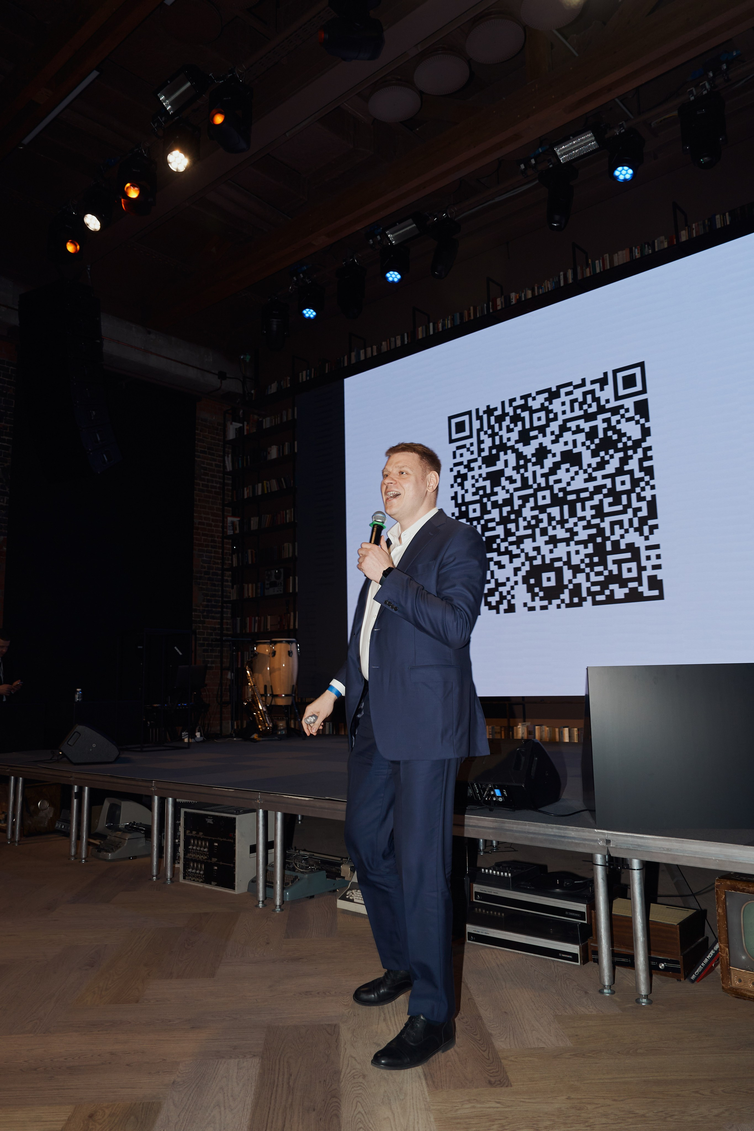 Клинике «Будь Здоров» 20 лет. Свадебный фотограф в Москве и Подмосковье Виктор Одинцов