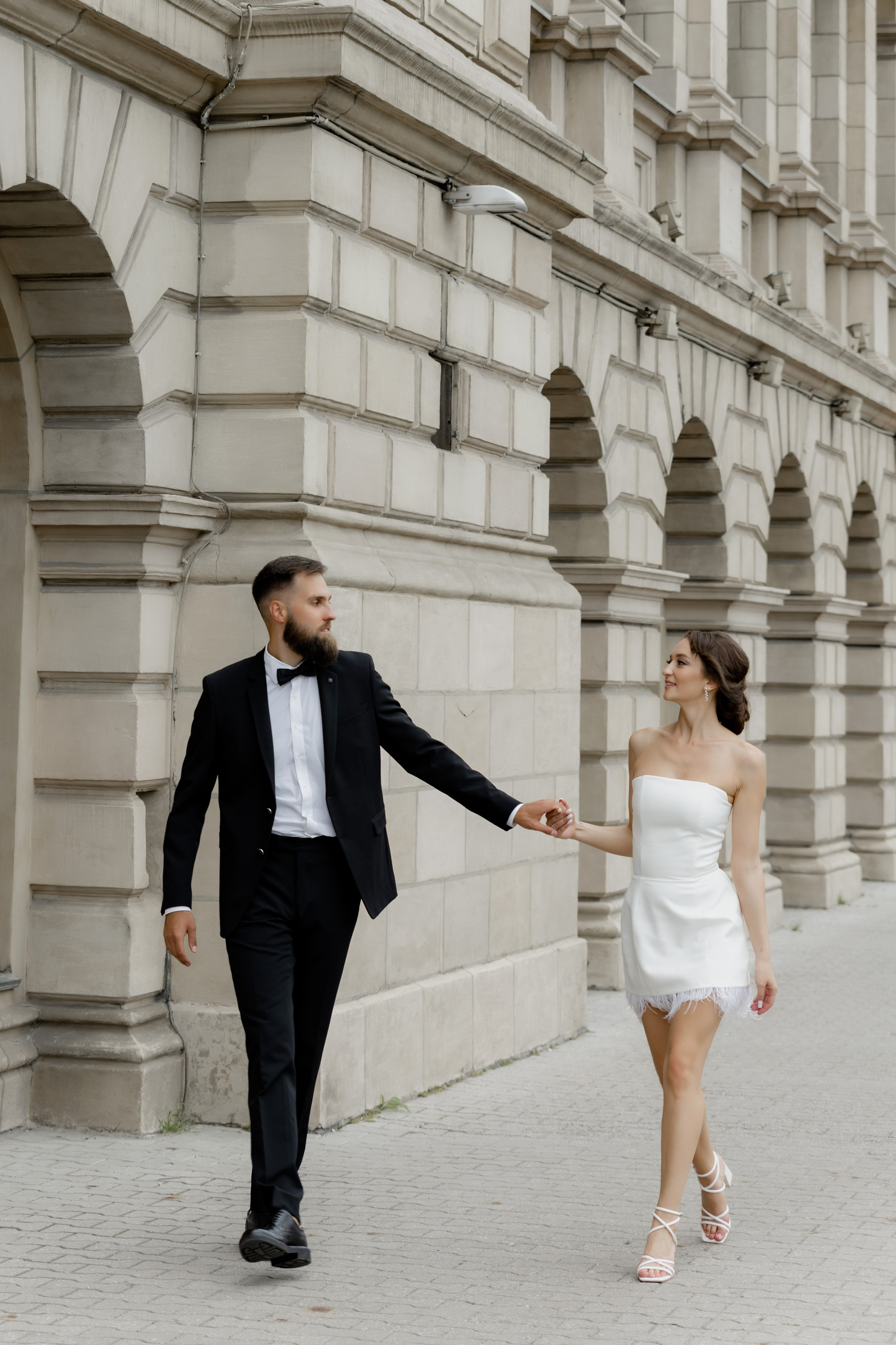 Александр&Анжелика Свадебная прогулка по о.Канта и Музею изобраз.искусств. Свадебный фотограф Калининград